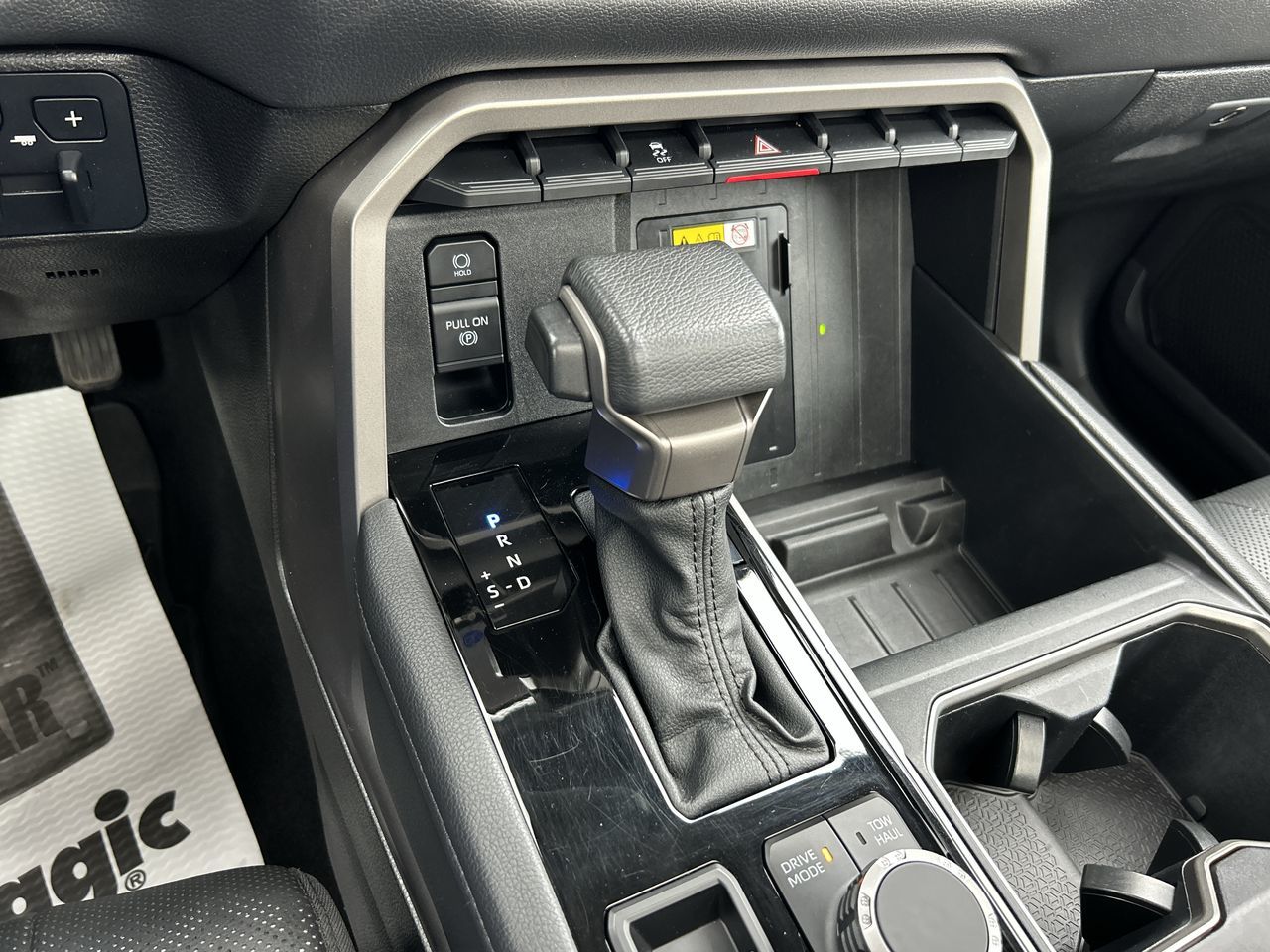 2022 Toyota TUNDRA HYBRID in Vancouver, British Columbia