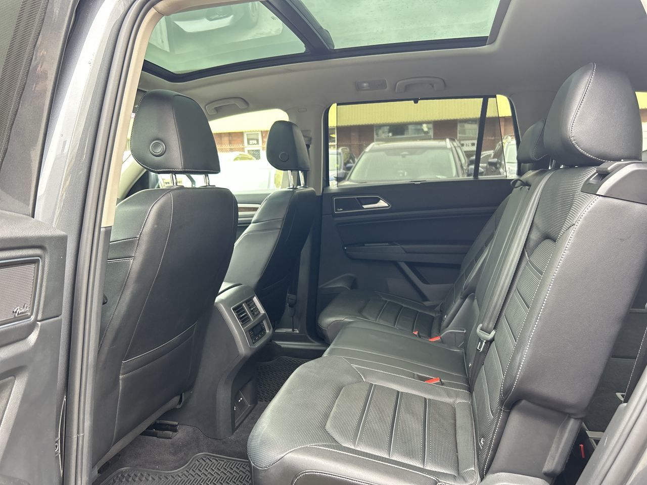 Volkswagen Atlas  2018 à Vancouver, Colombie-Britannique