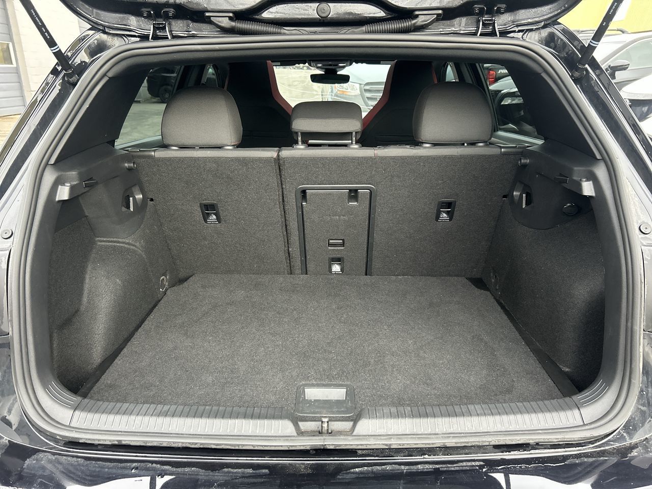 Volkswagen GTI  2022 à Vancouver, Colombie-Britannique