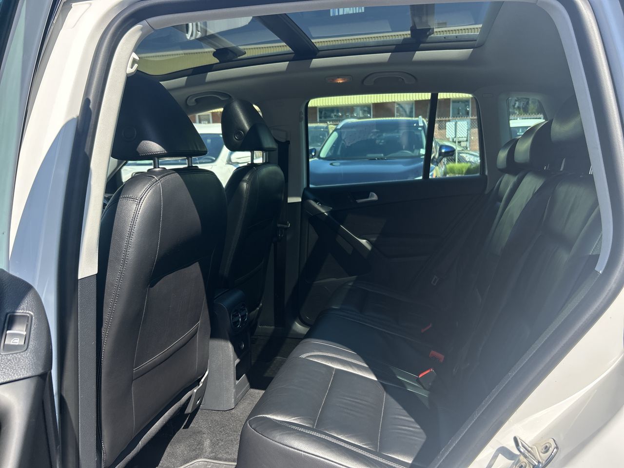 Volkswagen Tiguan  2011 à Vancouver, Colombie-Britannique