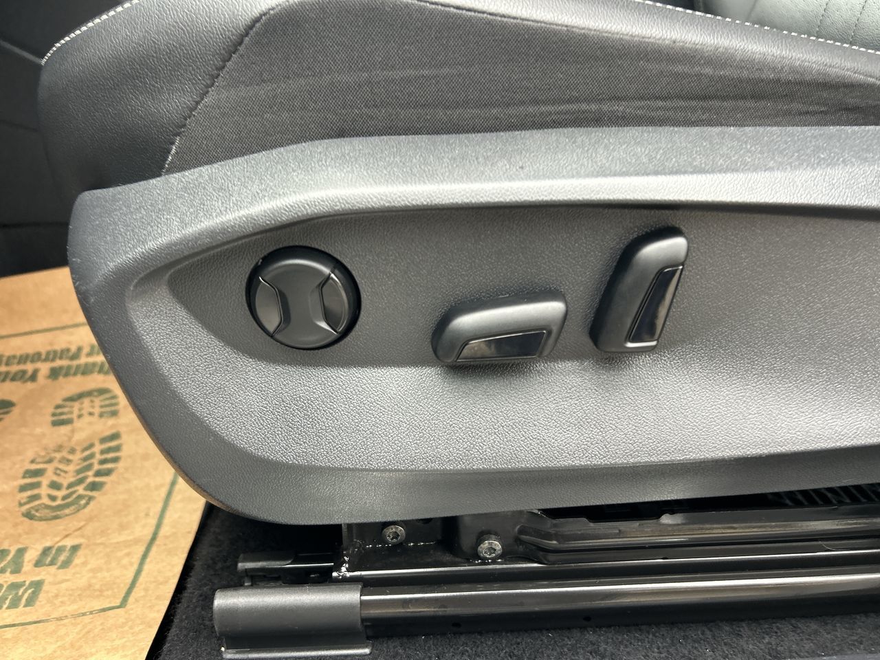 2022 Volkswagen Tiguan in Vancouver, British Columbia