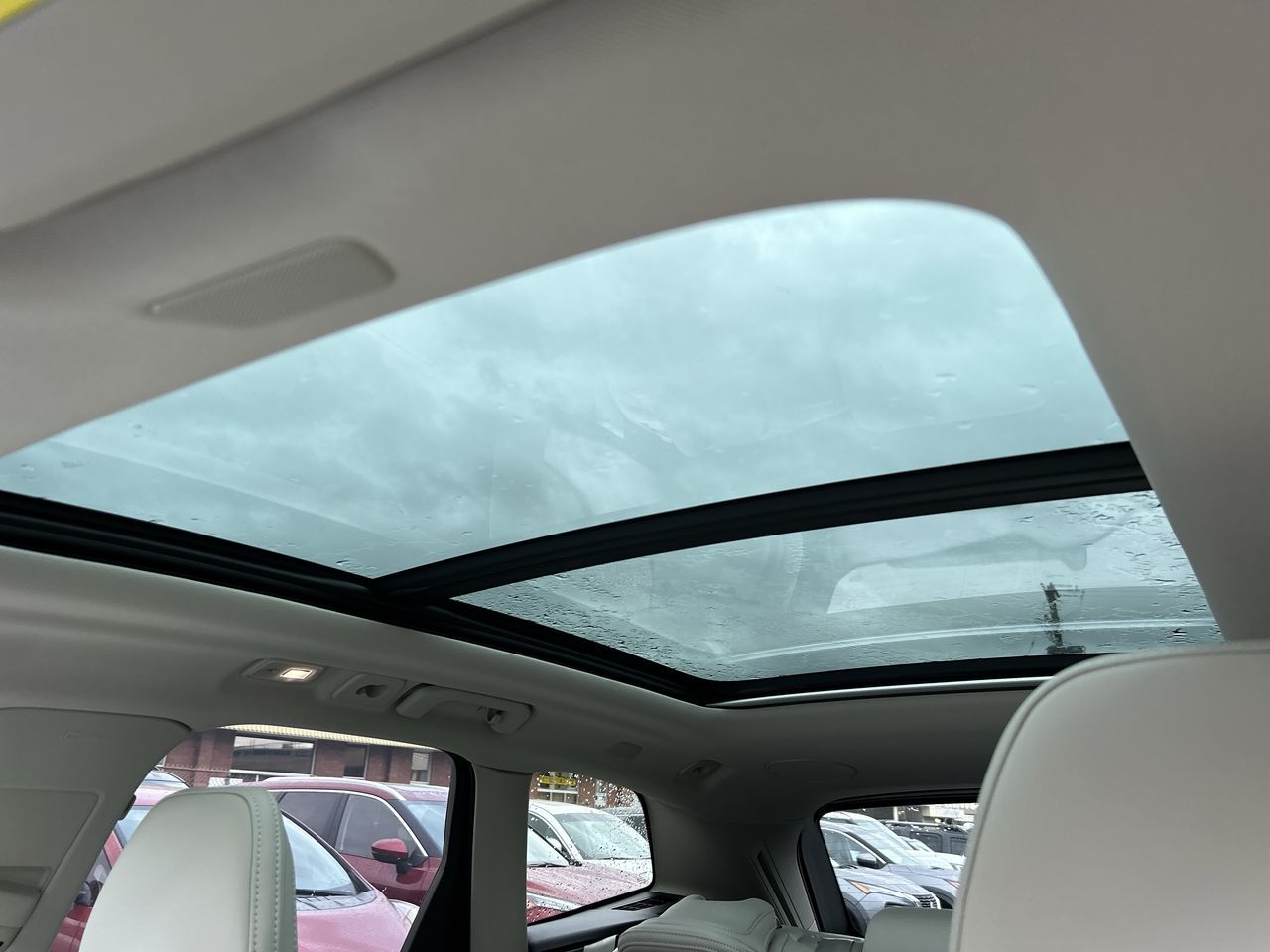 2025 Volvo XC60 Plug-In Hybrid