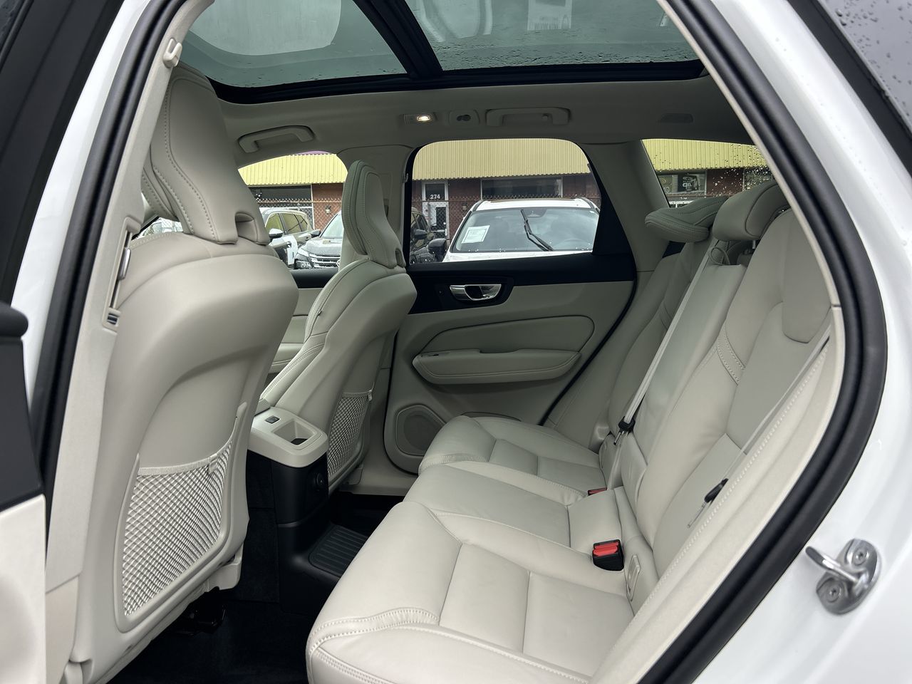 2025 Volvo XC60 Plug-In Hybrid