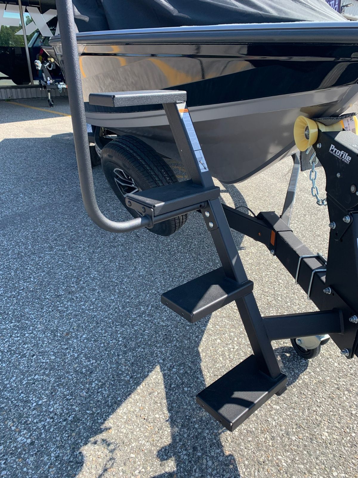 Crestliner 2050 FISH HAWK 300 HP 2026