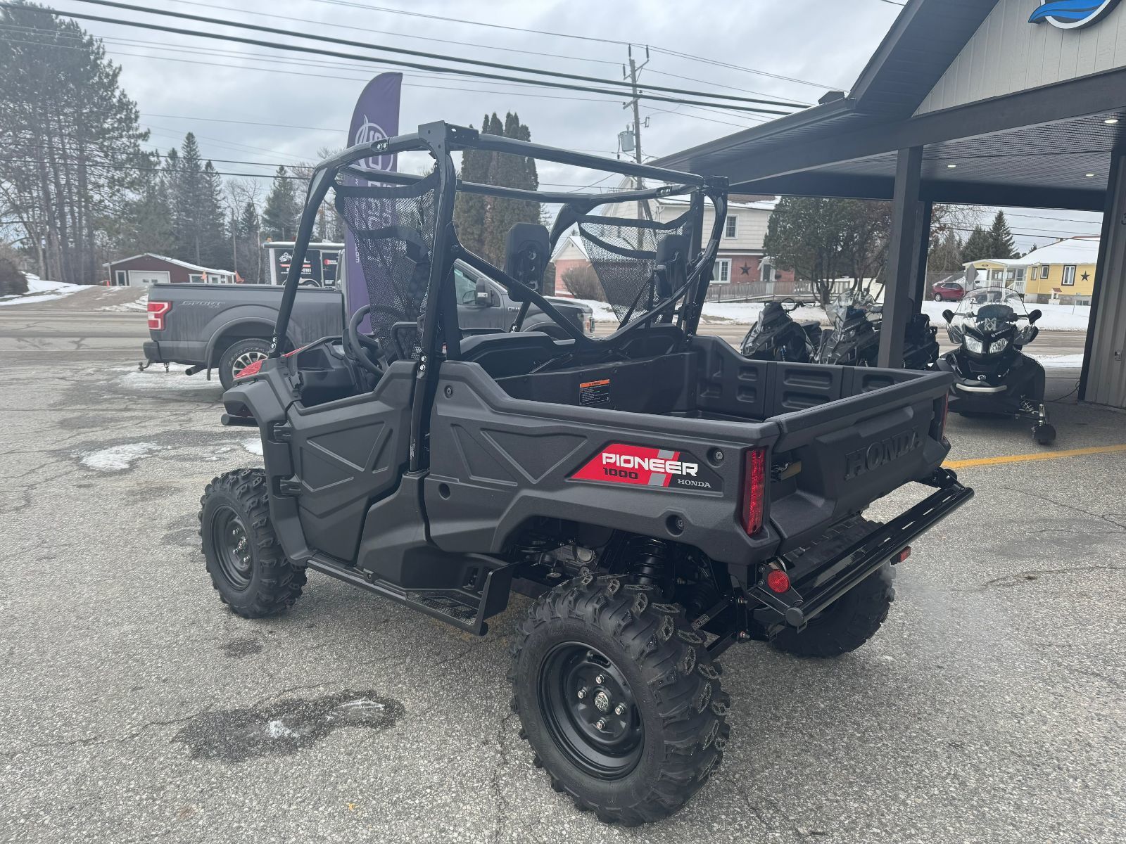 2025 Honda Pioneer 1000-3P EPS