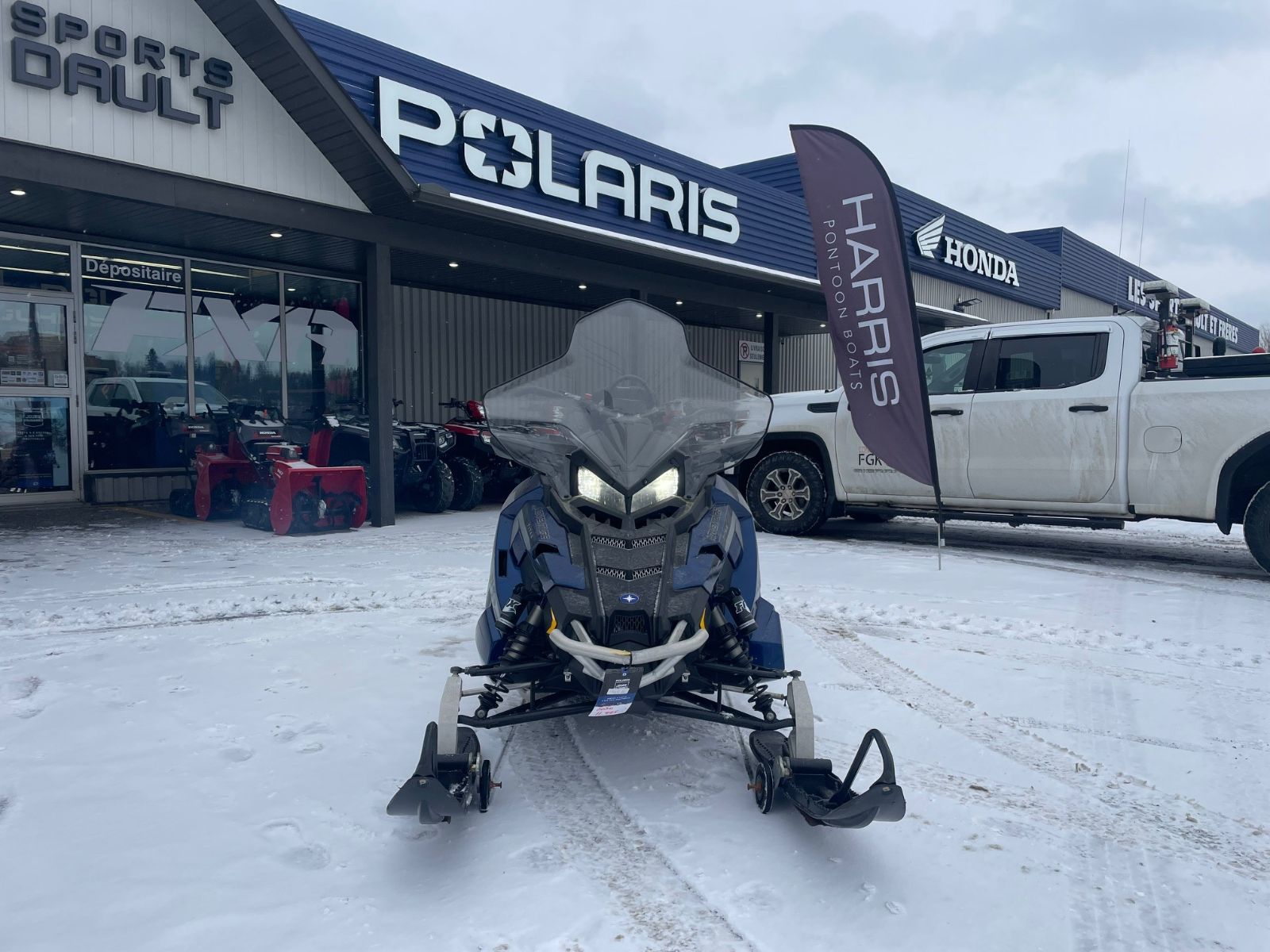 Polaris 800 TITAN  2020