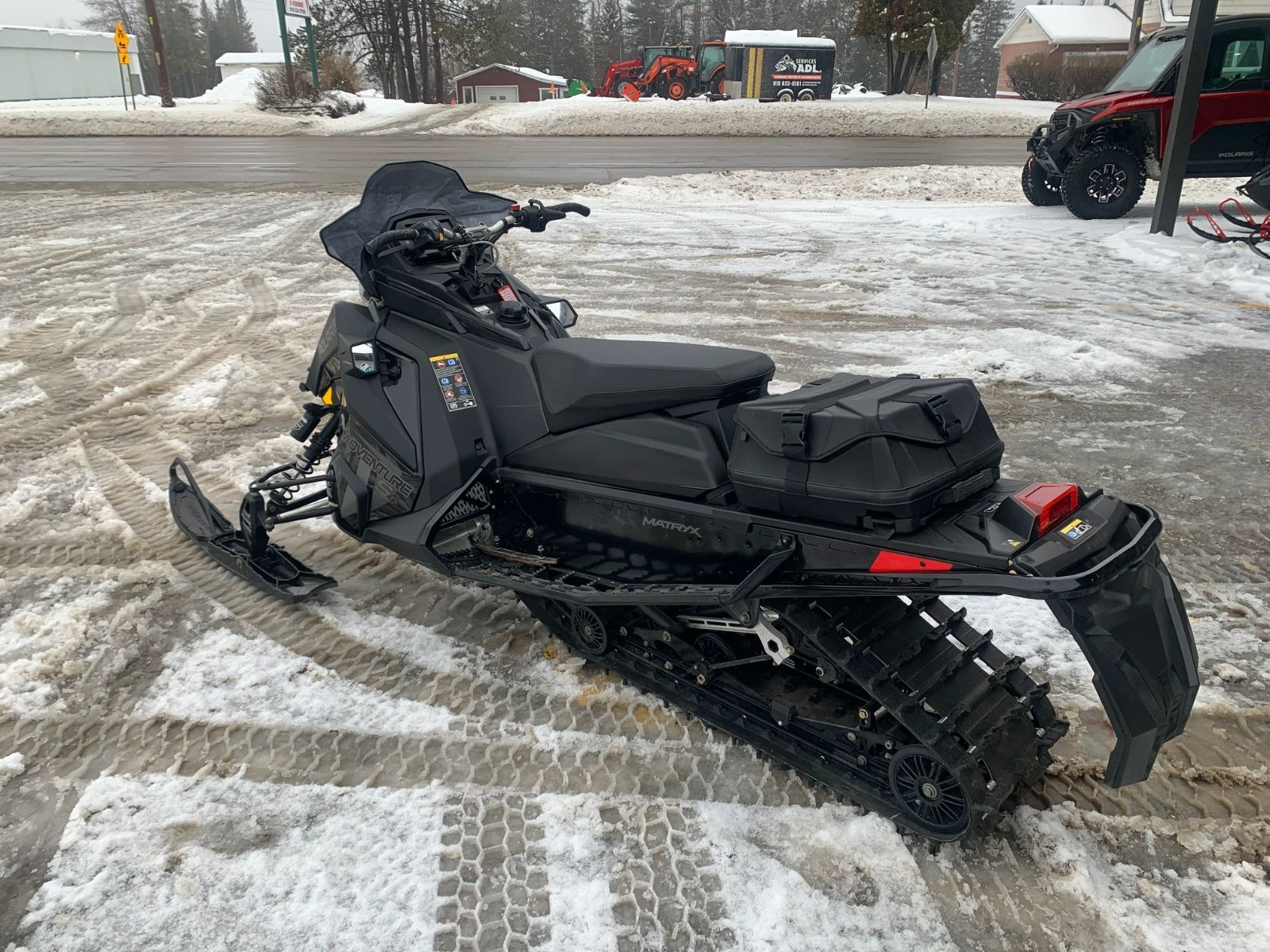 2023 Polaris Adventure prostar S4