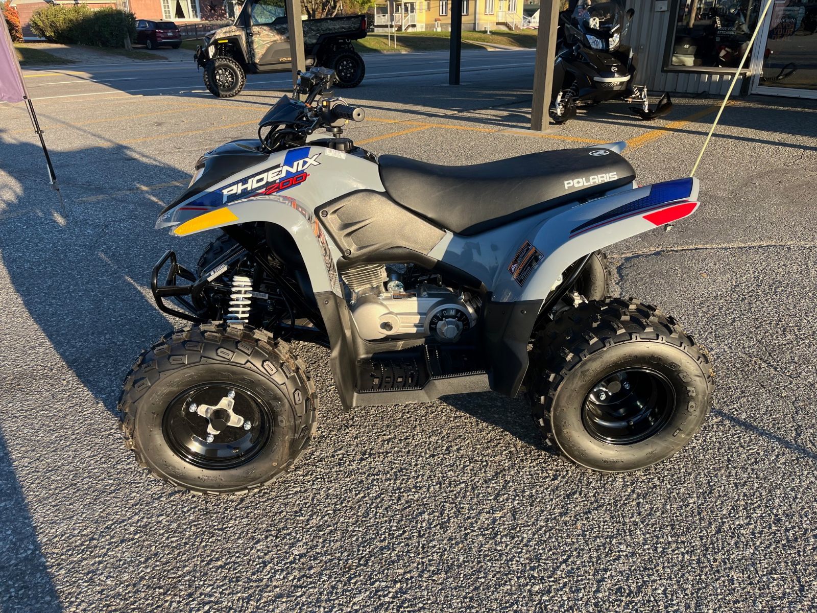 2025 Polaris Phoenix 200