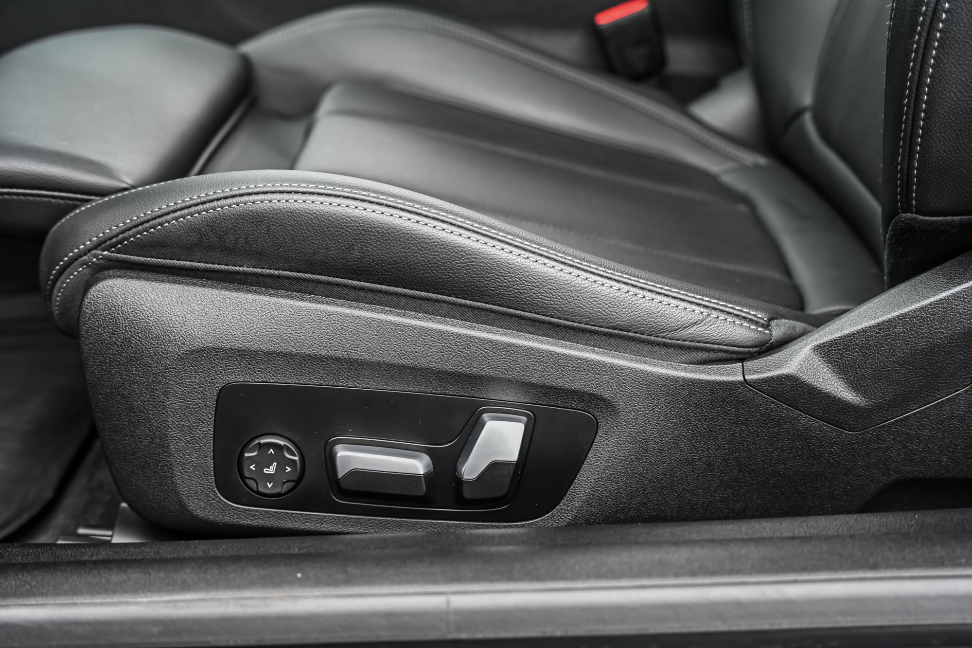 2023 BMW 4 Series in Saint-Bruno-de-Montarville, Quebec