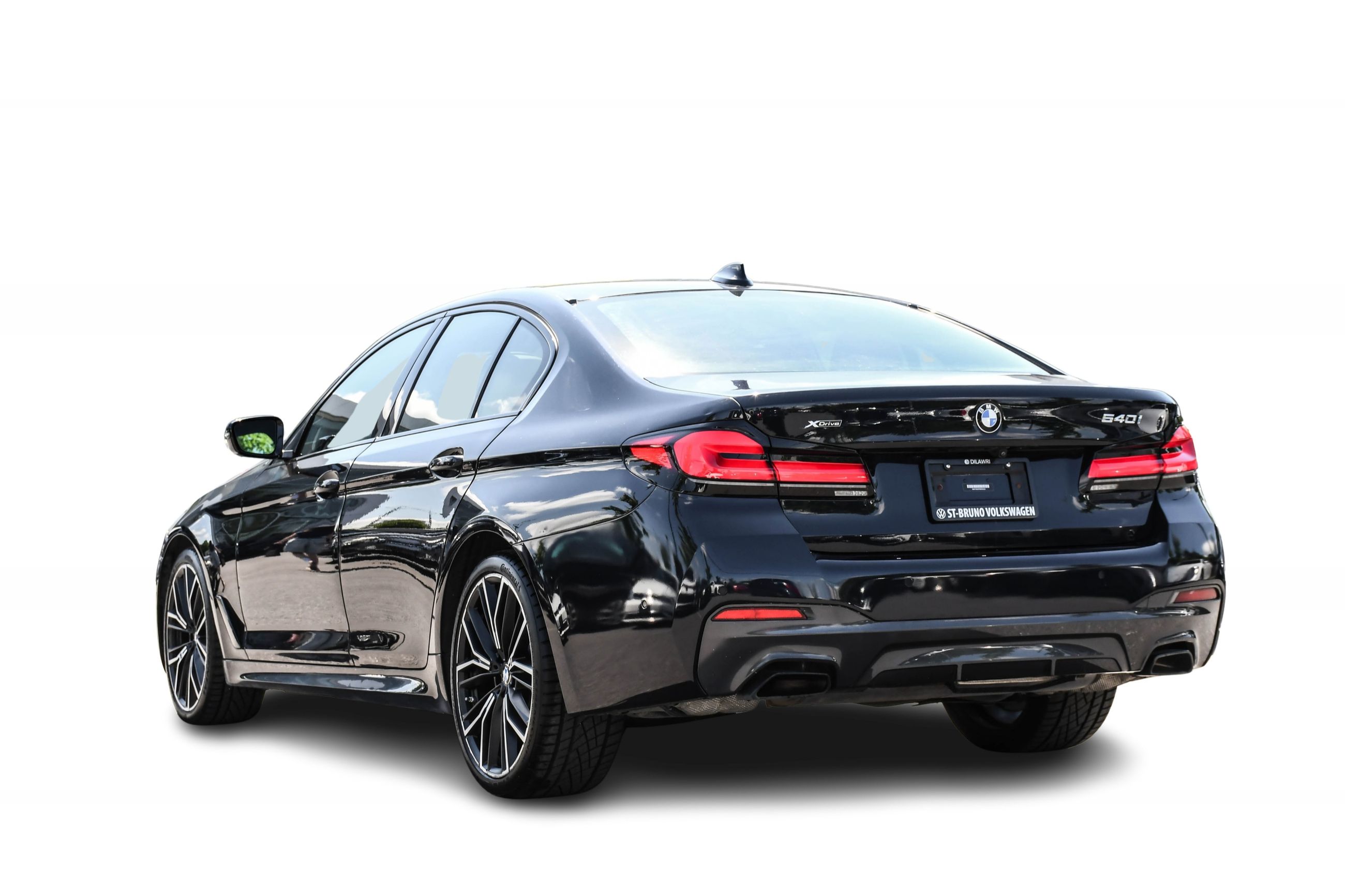 2022 BMW 5 Series in Saint-Bruno-de-Montarville, Quebec