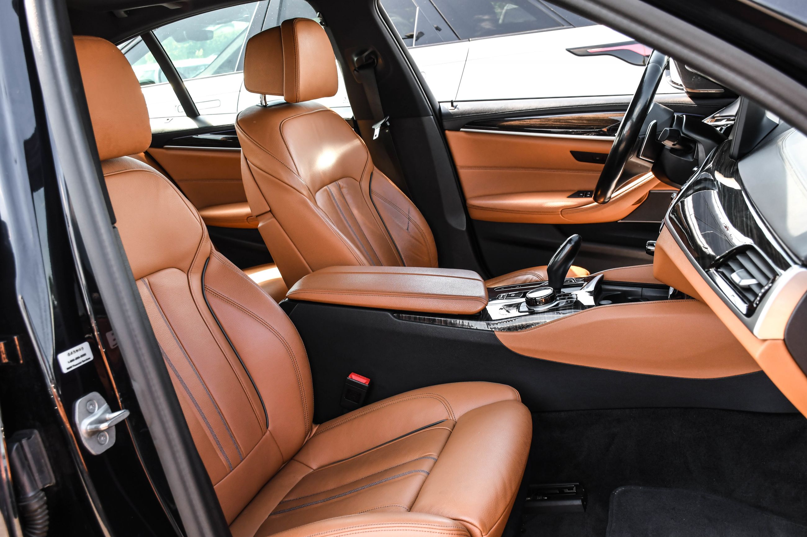2022 BMW 5 Series in Saint-Bruno-de-Montarville, Quebec