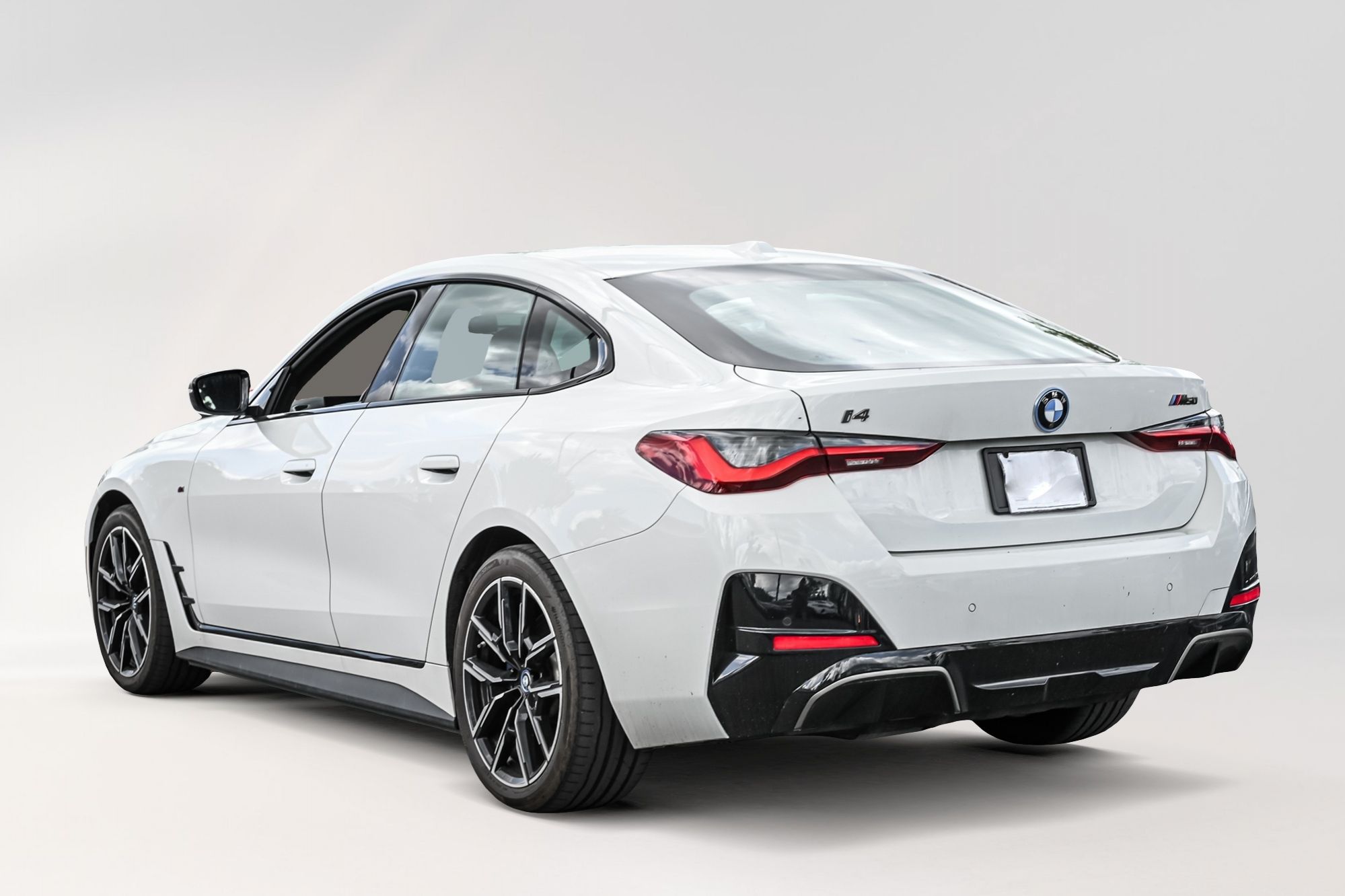 2023 BMW I4 in Saint-Bruno-de-Montarville, Quebec