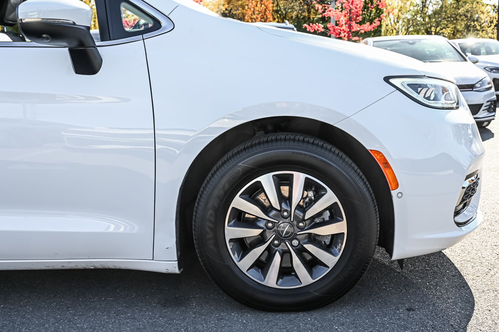 Chrysler Pacifica Hybrid  2023