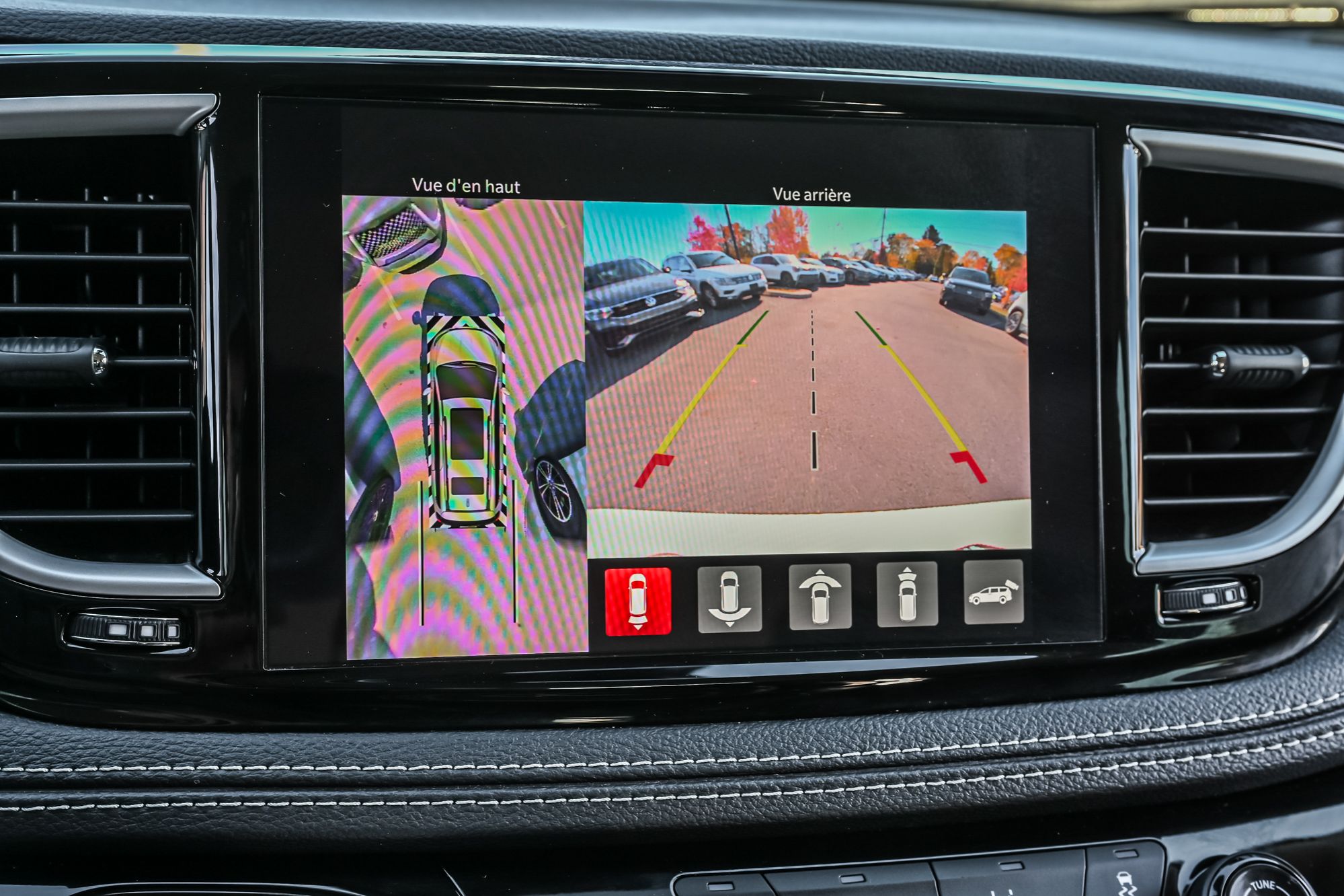 Chrysler Pacifica Hybrid  2023