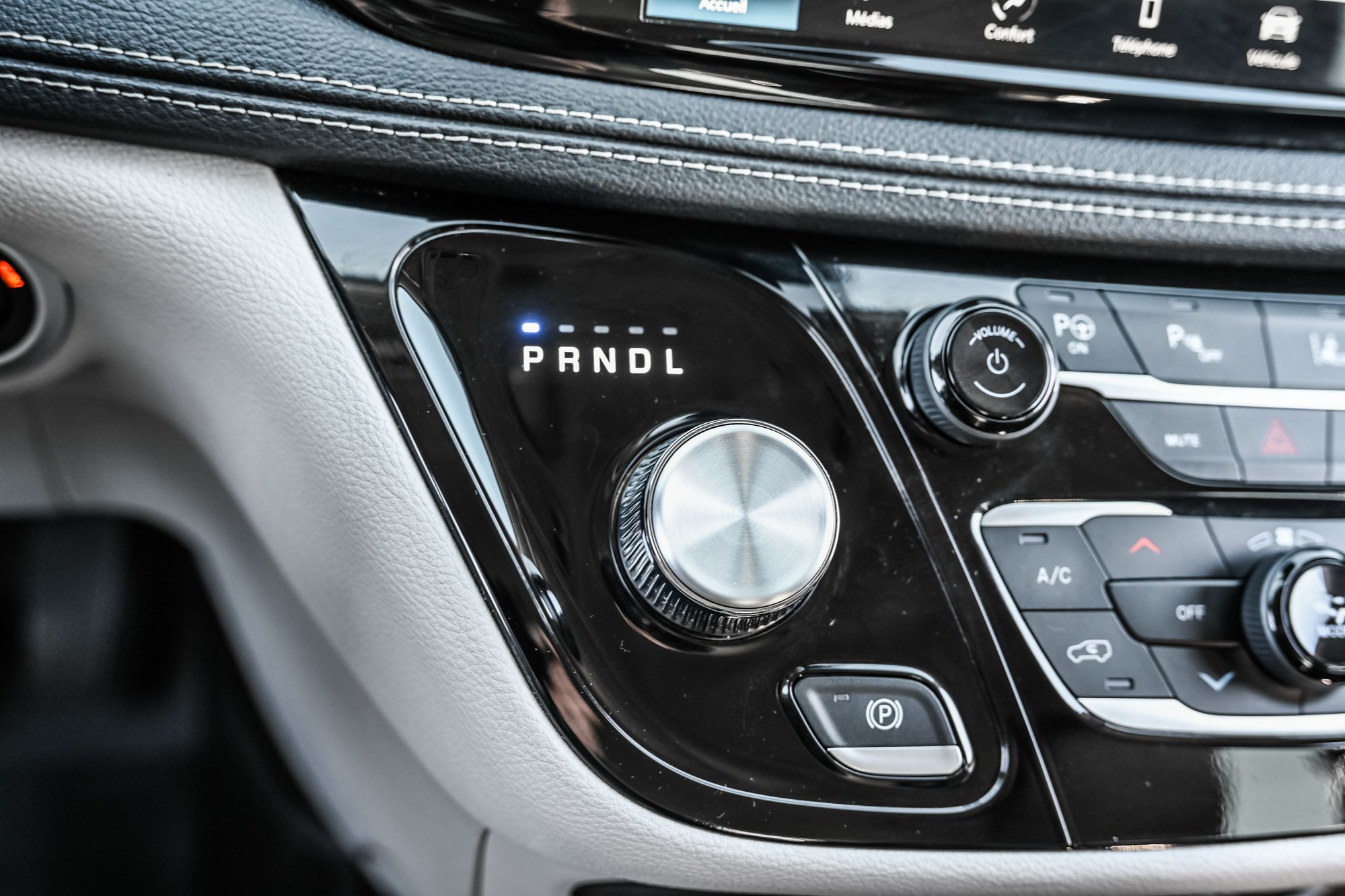 Chrysler Pacifica Hybrid  2023