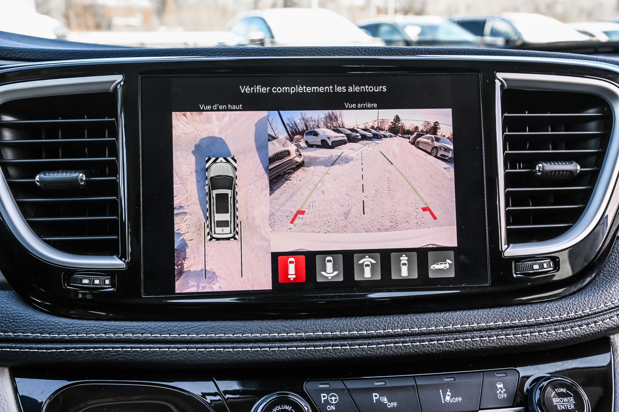 2023 Chrysler Pacifica Hybrid