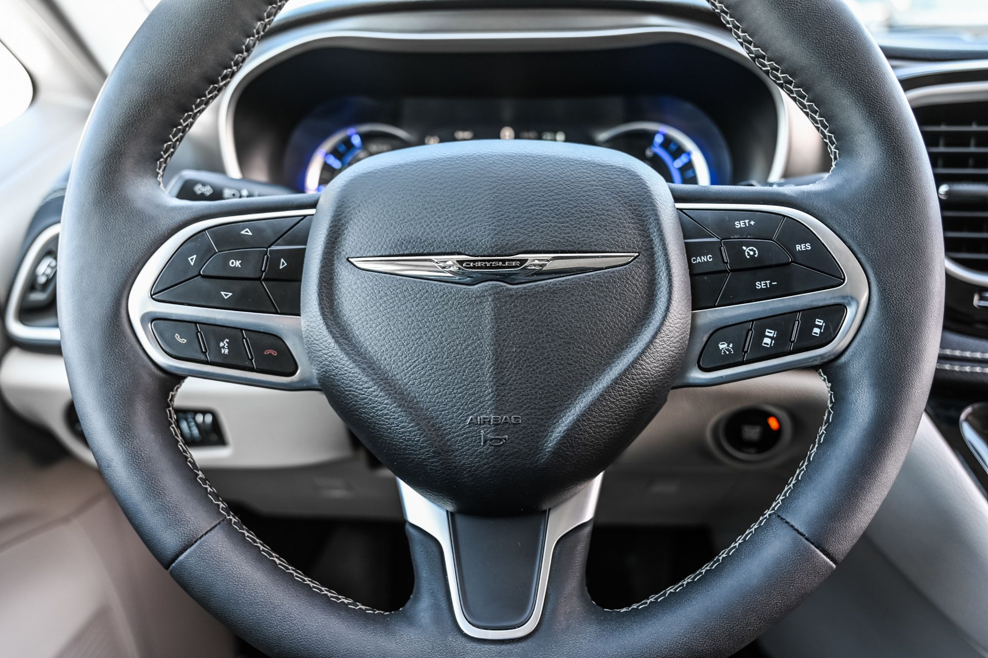 2023 Chrysler Pacifica Hybrid