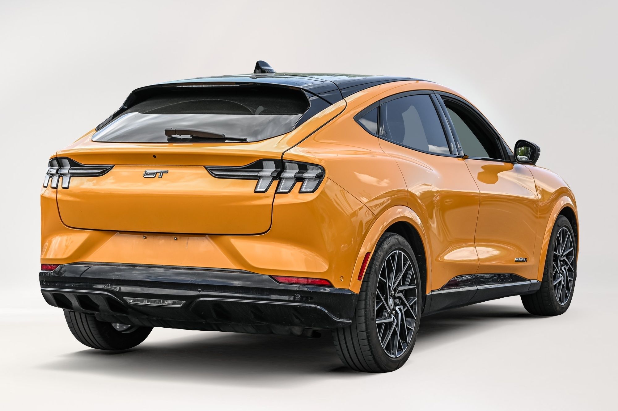 Ford Mustang Mach-E  2022 à Saint-Bruno-de-Montarville, Québec