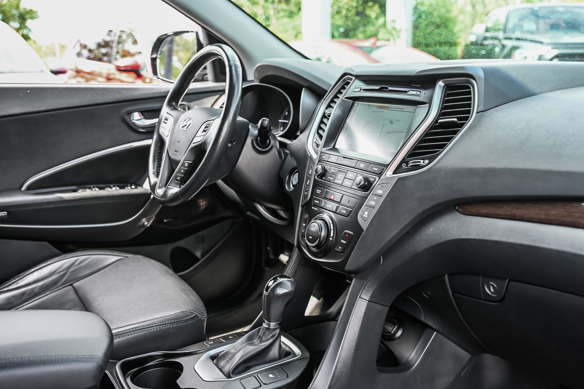 2017 Hyundai Santa Fe XL in Saint-Bruno-de-Montarville, Quebec