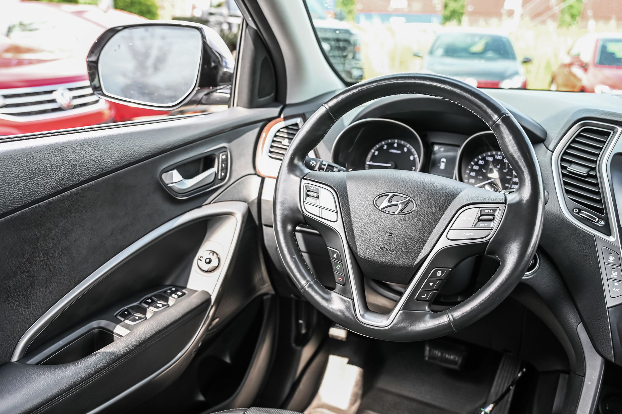2017 Hyundai Santa Fe XL in Saint-Bruno-de-Montarville, Quebec