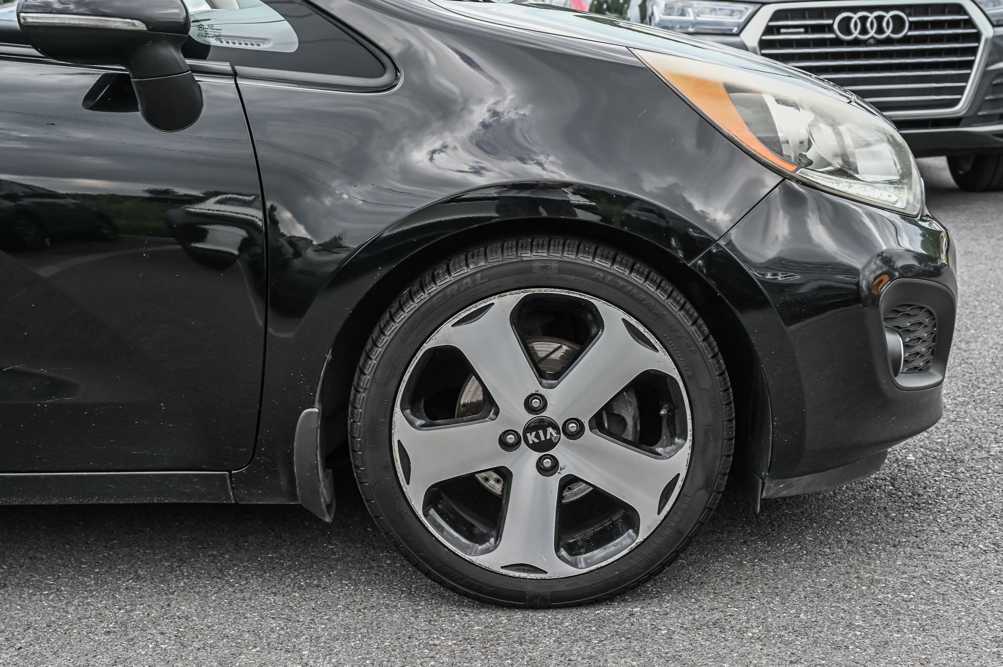 Kia Rio  2014 à Saint-Bruno-de-Montarville, Québec