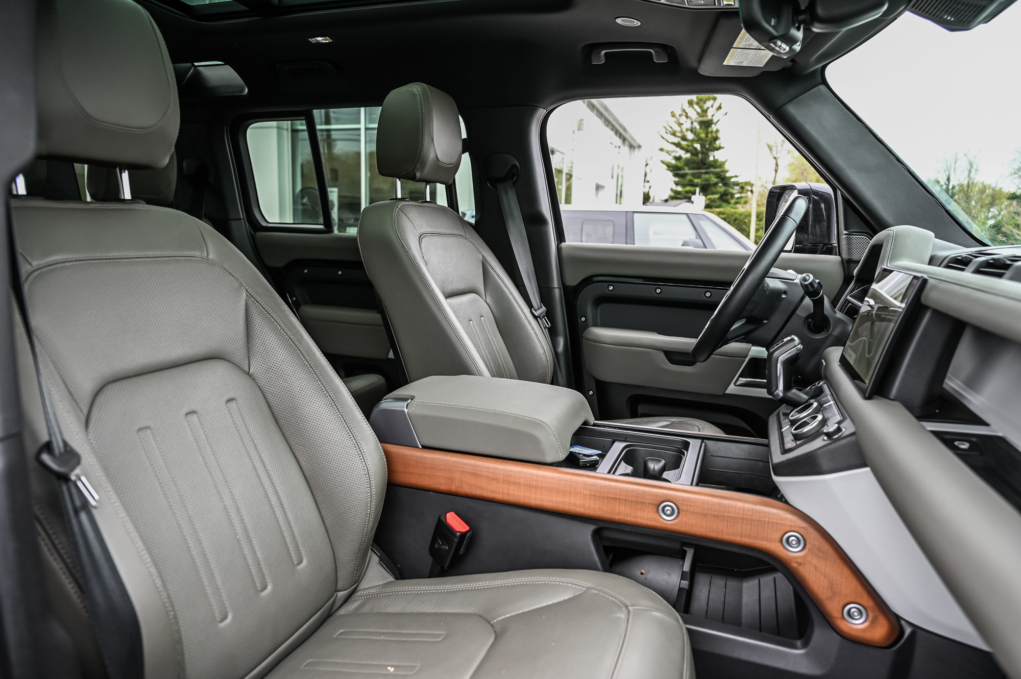 Land Rover Defender  2022 à Saint-Bruno-de-Montarville, Québec