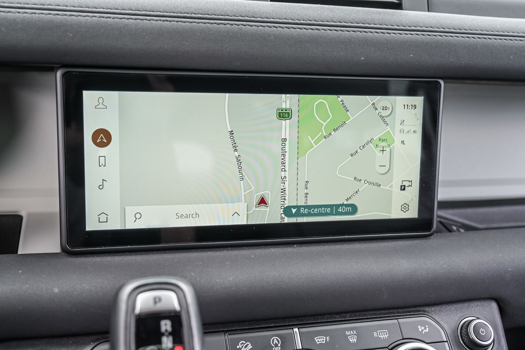 2023 Land Rover Defender in Saint-Bruno-de-Montarville, Quebec