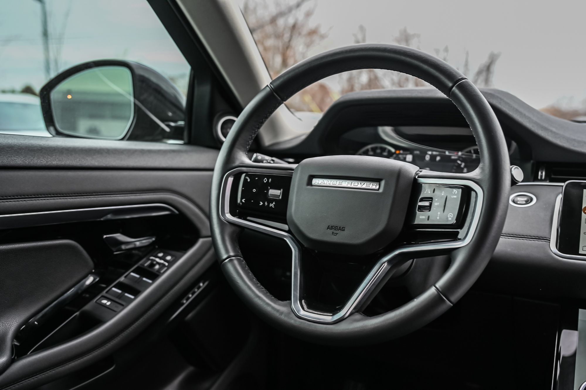 2023 Land Rover Range Rover Evoque in Saint-Bruno-de-Montarville, Quebec