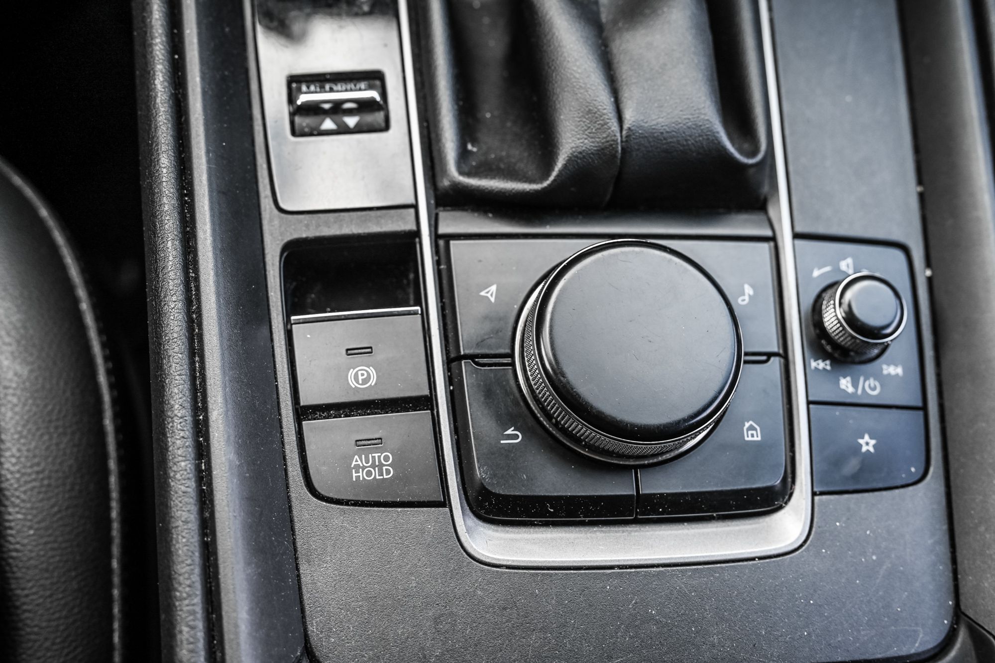 2023 Mazda CX-50 in Saint-Bruno-de-Montarville, Quebec