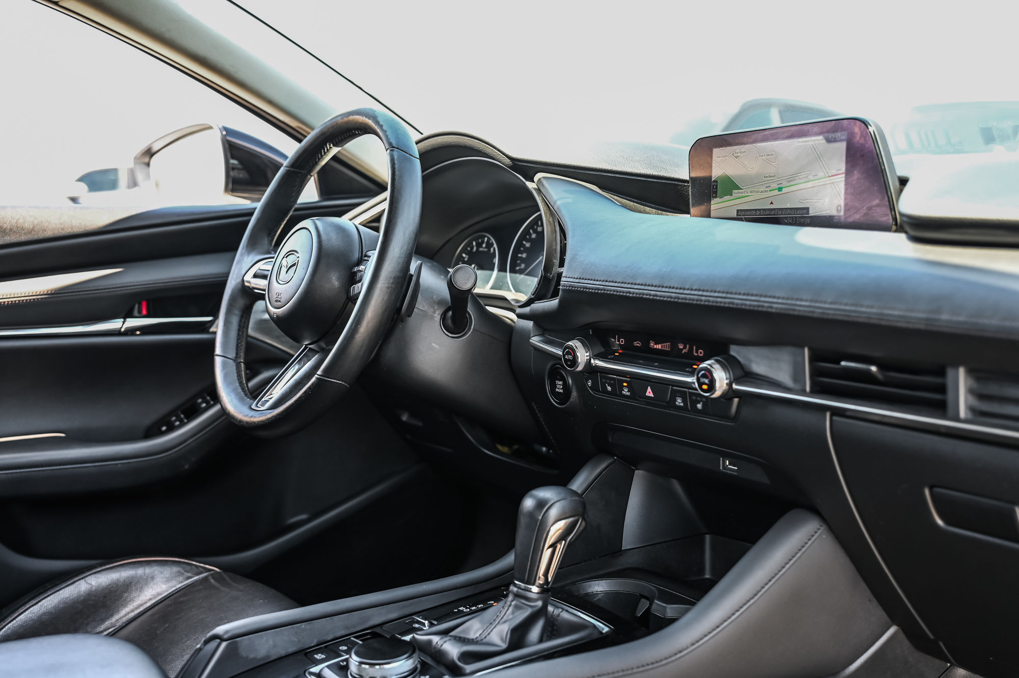 2021 Mazda 3 in Saint-Bruno-de-Montarville, Quebec