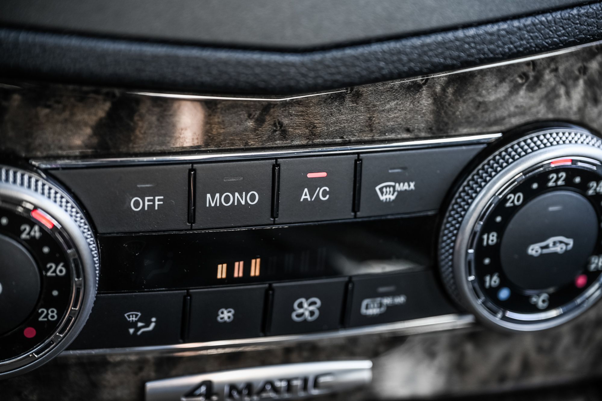 Mercedes-Benz C-Class  2011