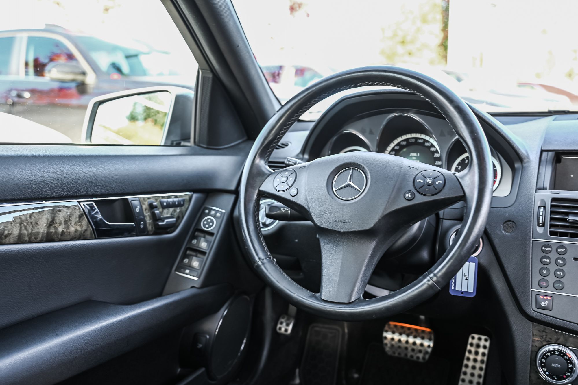 Mercedes-Benz C-Class  2011