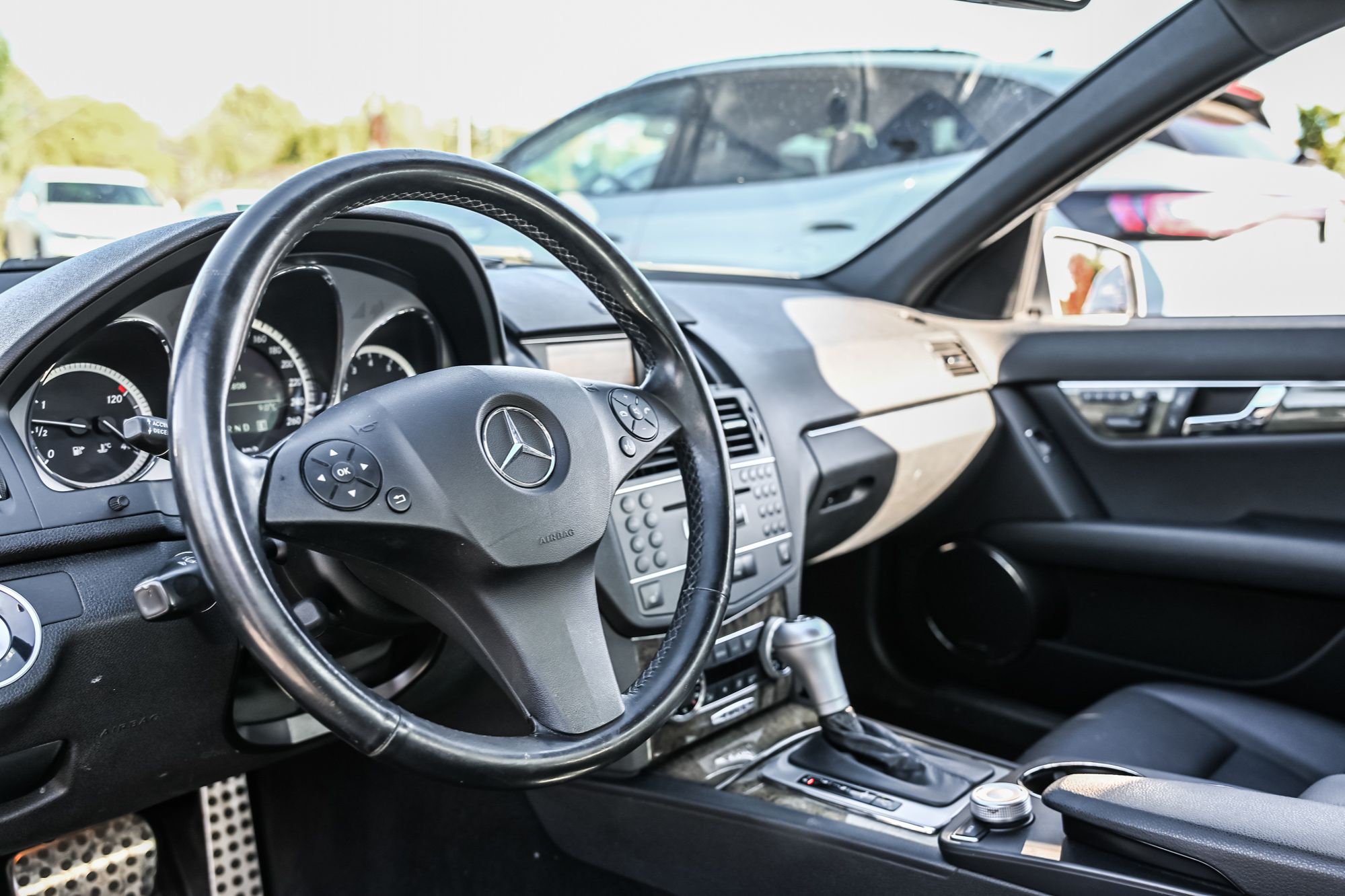 Mercedes-Benz C-Class  2011