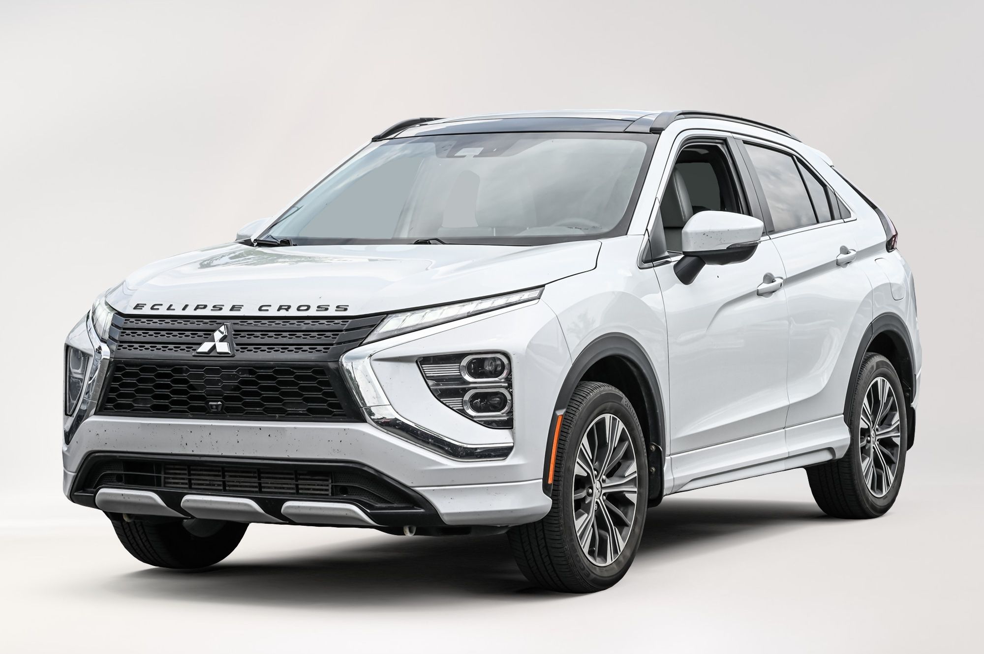 Mitsubishi ECLIPSE CROSS  2022 à Saint-Bruno-de-Montarville, Québec