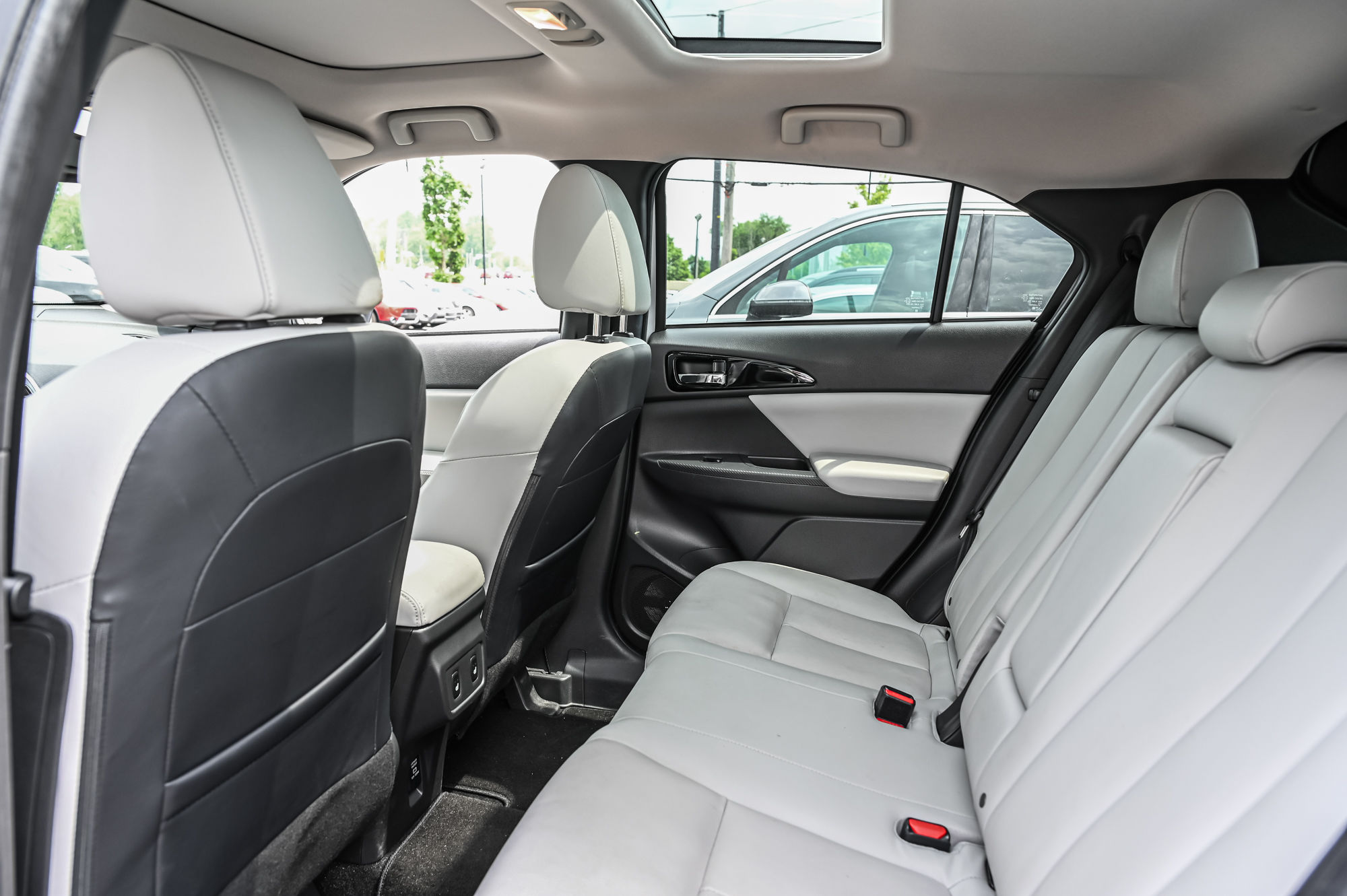 Mitsubishi ECLIPSE CROSS  2022 à Saint-Bruno-de-Montarville, Québec