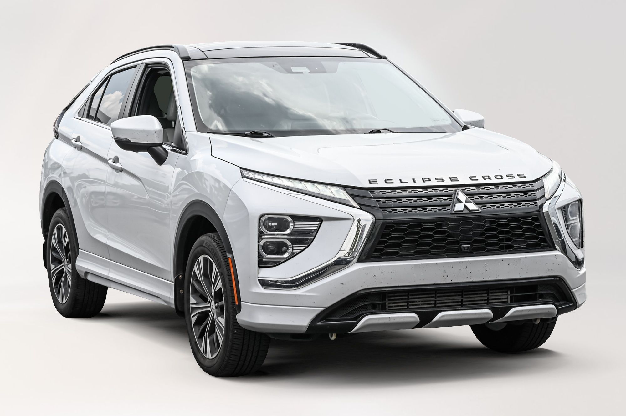 Mitsubishi ECLIPSE CROSS  2022 à Saint-Bruno-de-Montarville, Québec