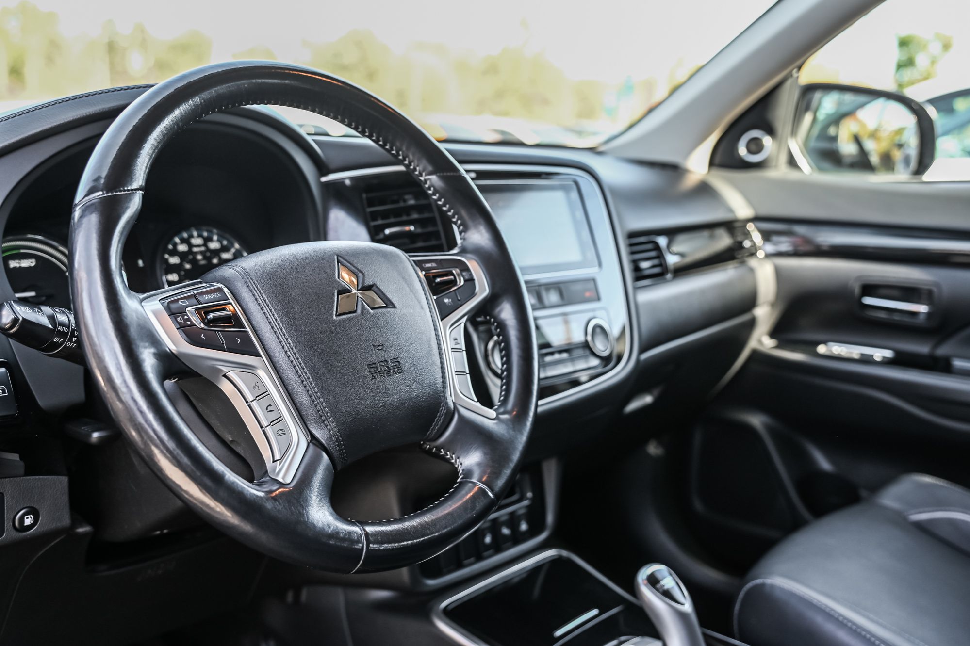 Mitsubishi OUTLANDER PHEV  2018