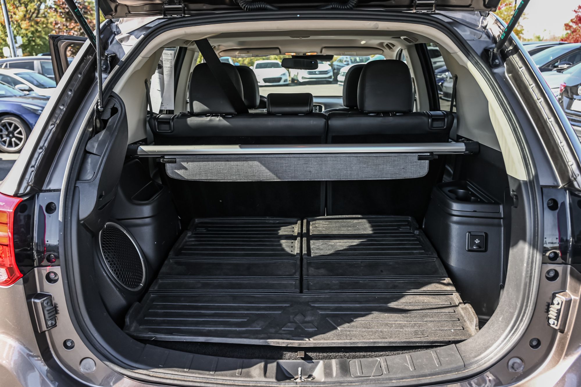 Mitsubishi OUTLANDER PHEV  2018