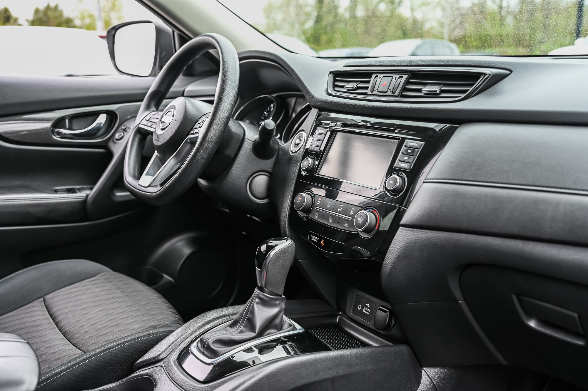 2018 Nissan Rogue in Saint-Bruno-de-Montarville, Quebec