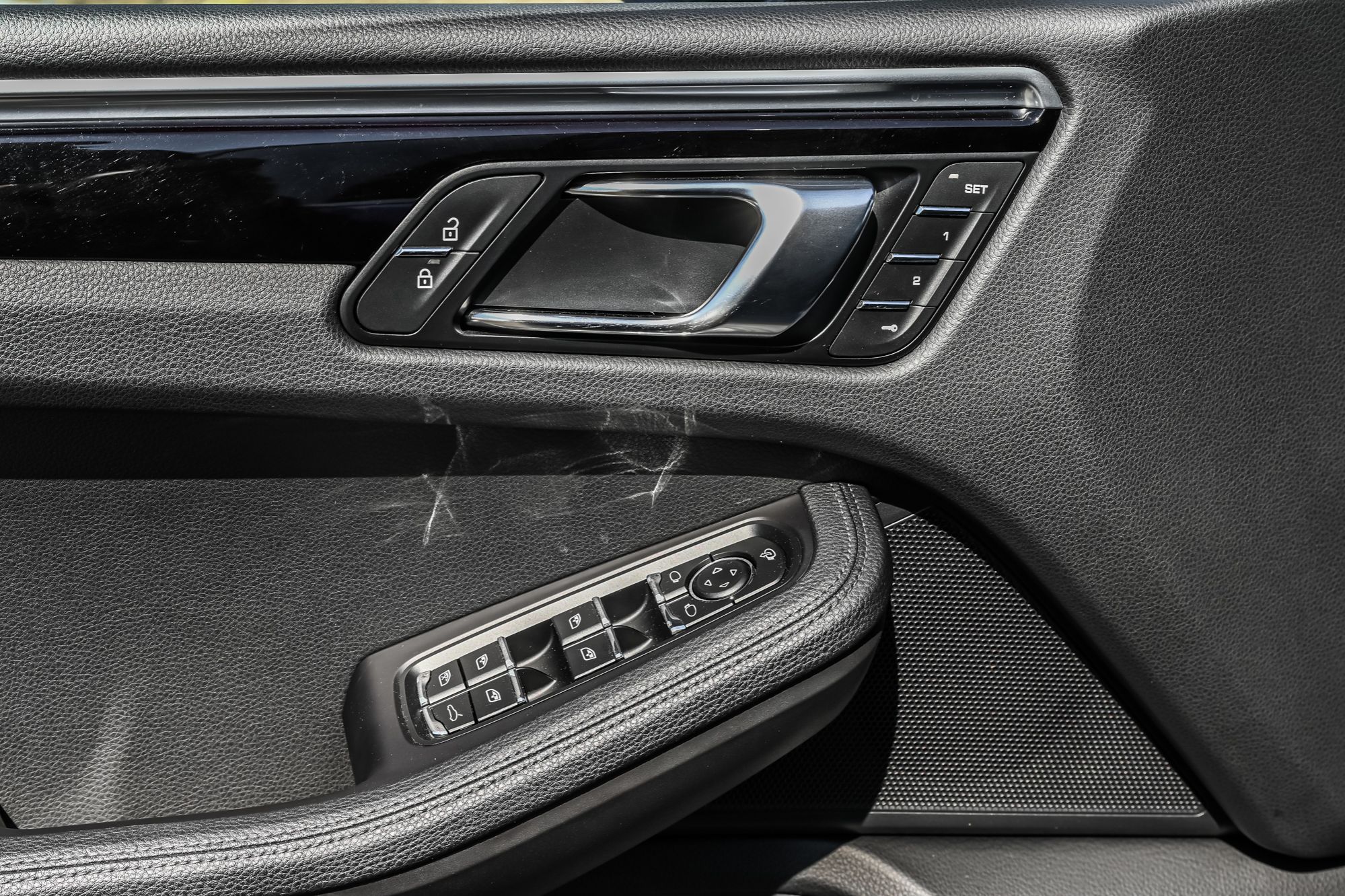 Porsche Macan  2022 à Saint-Bruno-de-Montarville, Québec