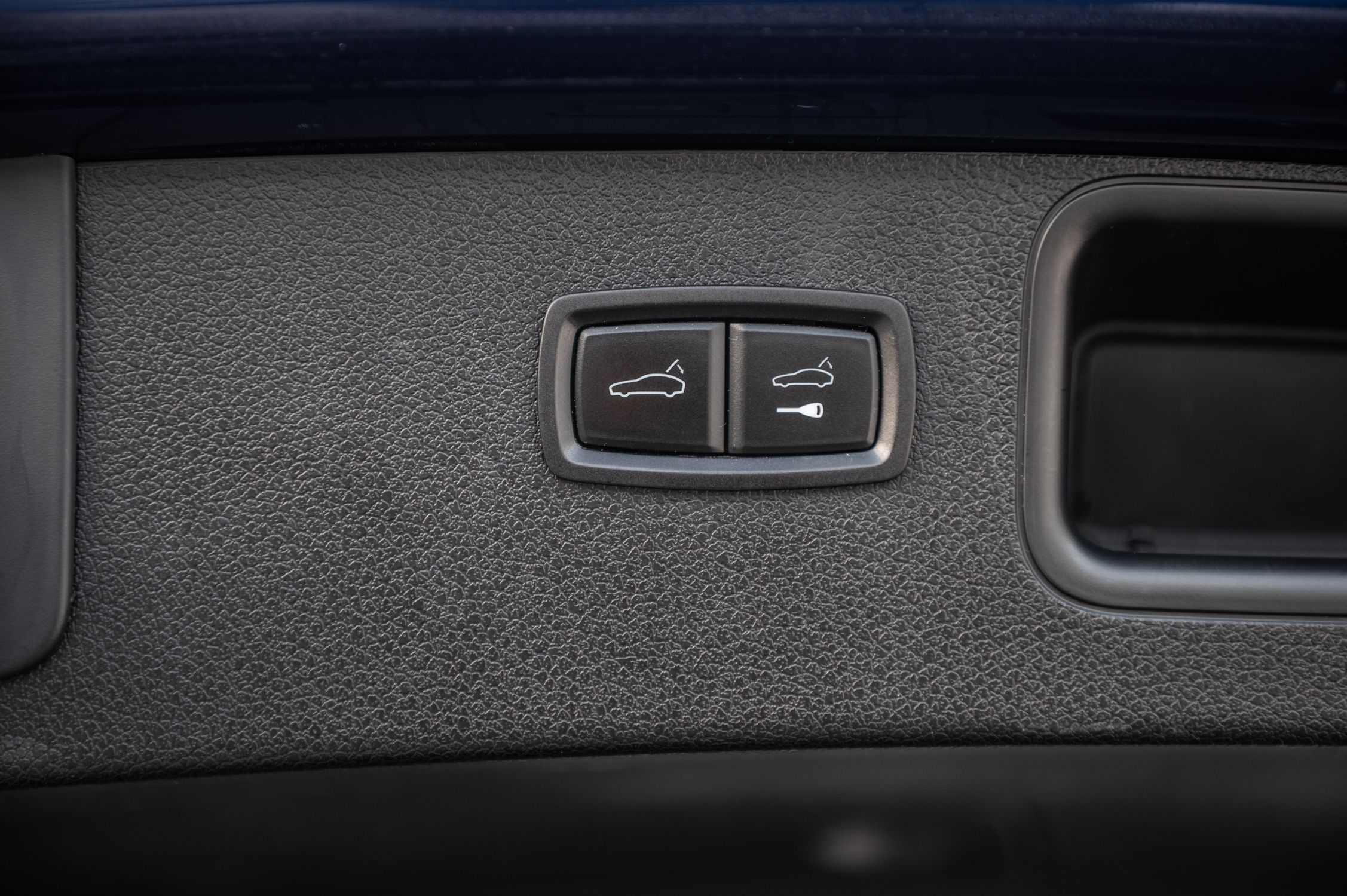 2022 Porsche Macan in Saint-Bruno-de-Montarville, Quebec