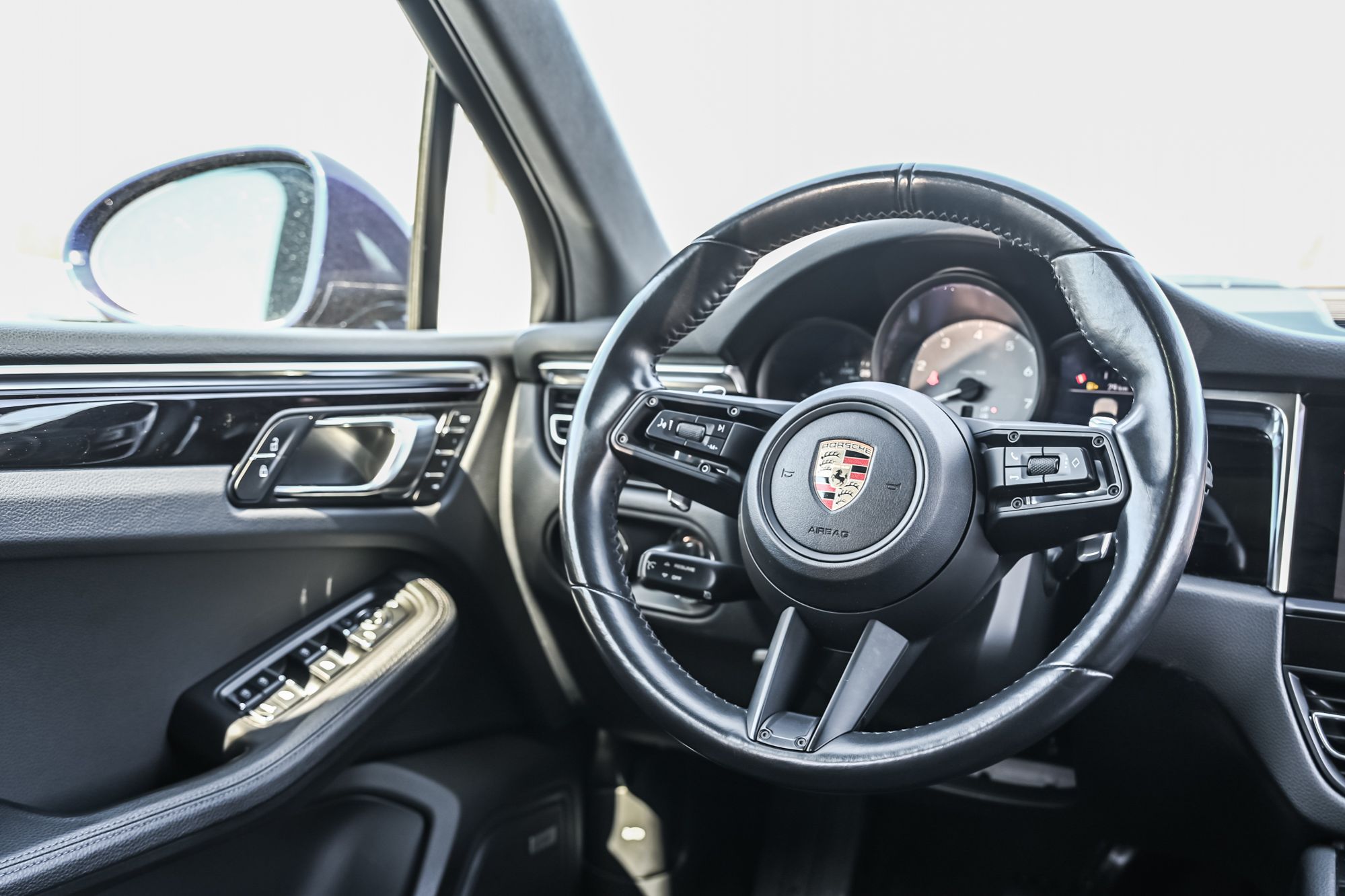 Porsche Macan  2022 à Saint-Bruno-de-Montarville, Québec