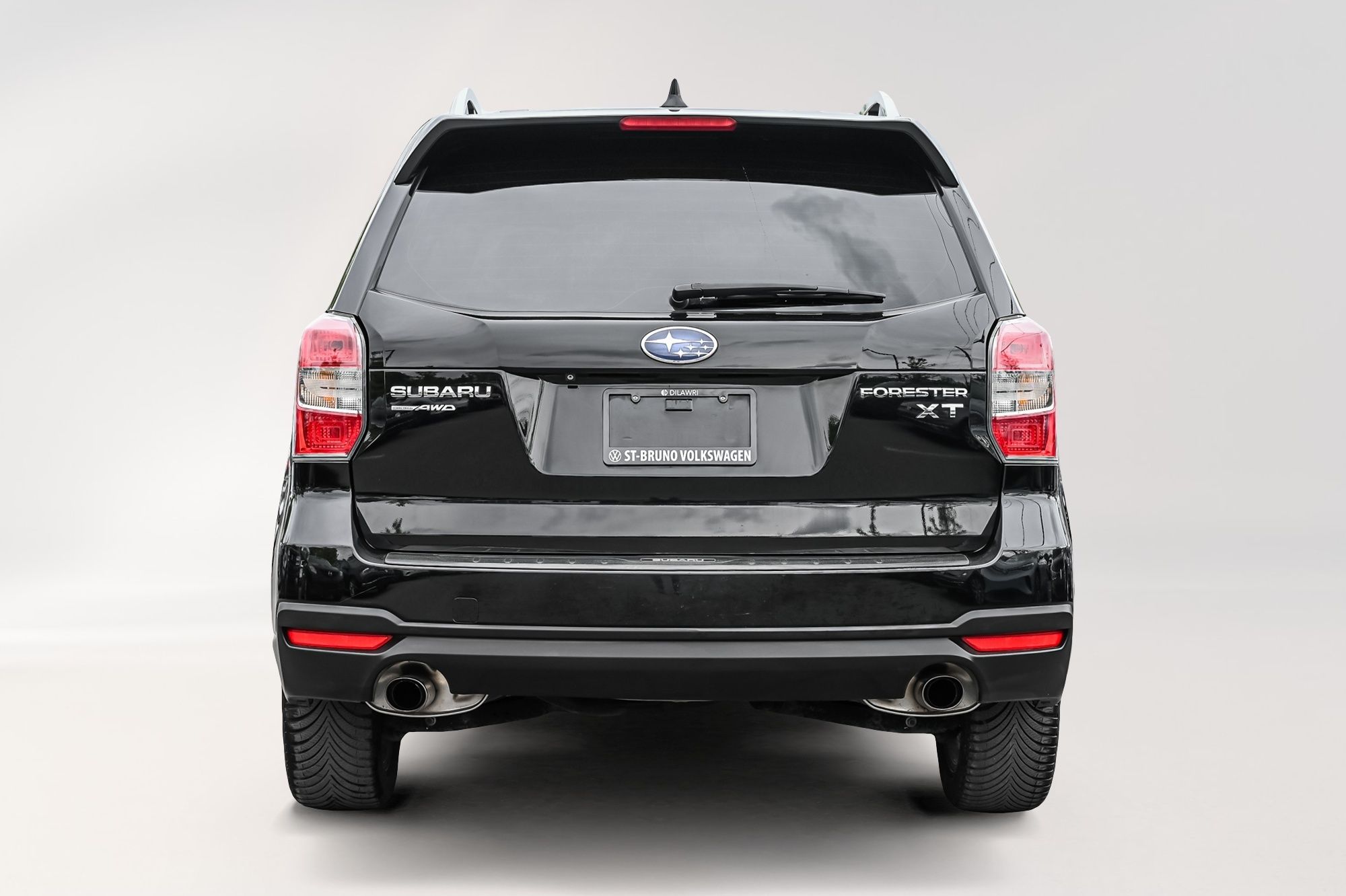 2016 Subaru Forester in Saint-Bruno-de-Montarville, Quebec