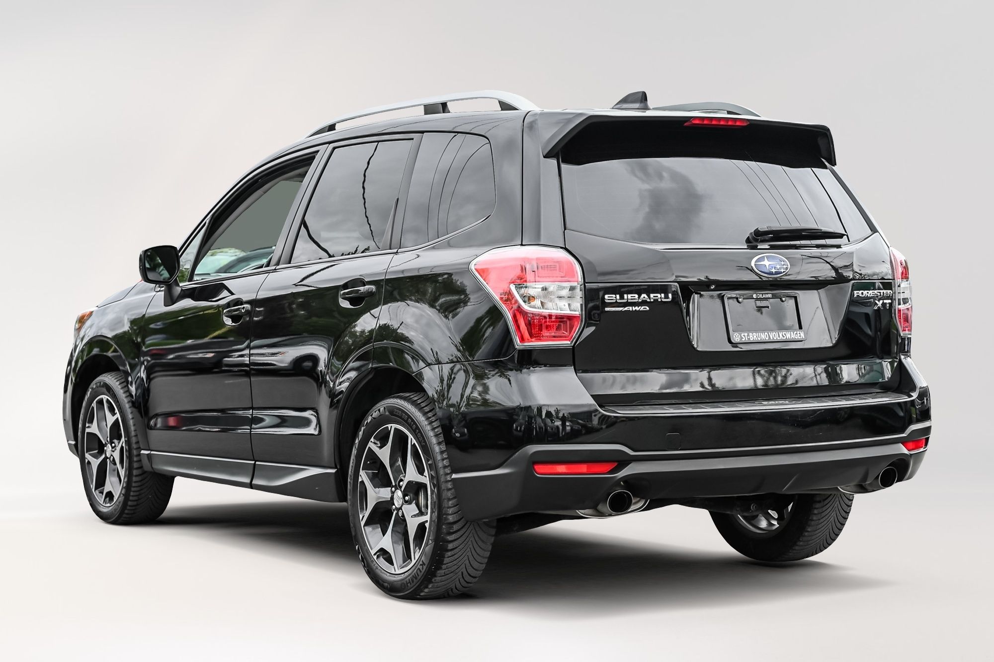 2016 Subaru Forester in Saint-Bruno-de-Montarville, Quebec