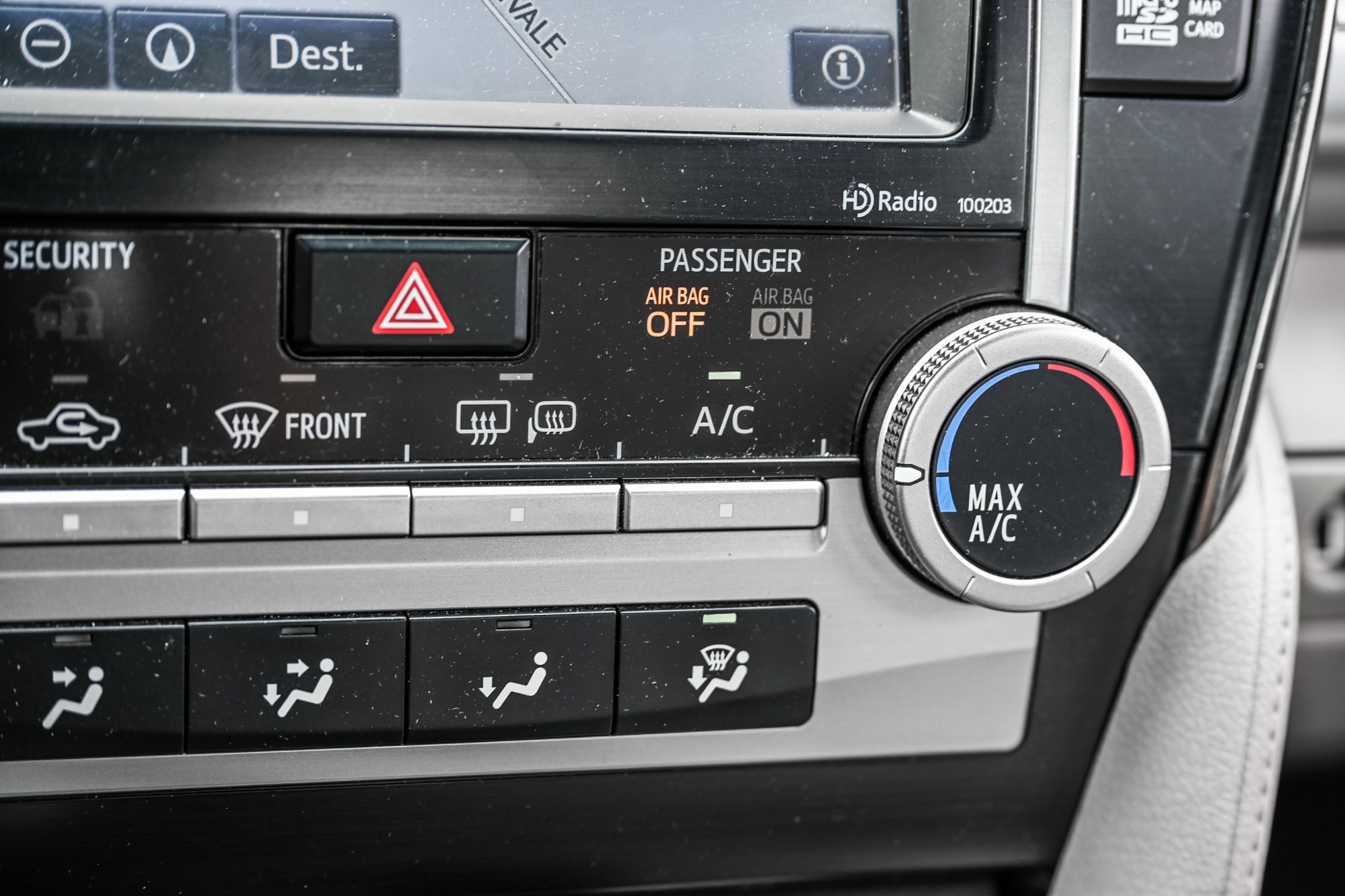 2014 Toyota Camry in Saint-Bruno-de-Montarville, Quebec