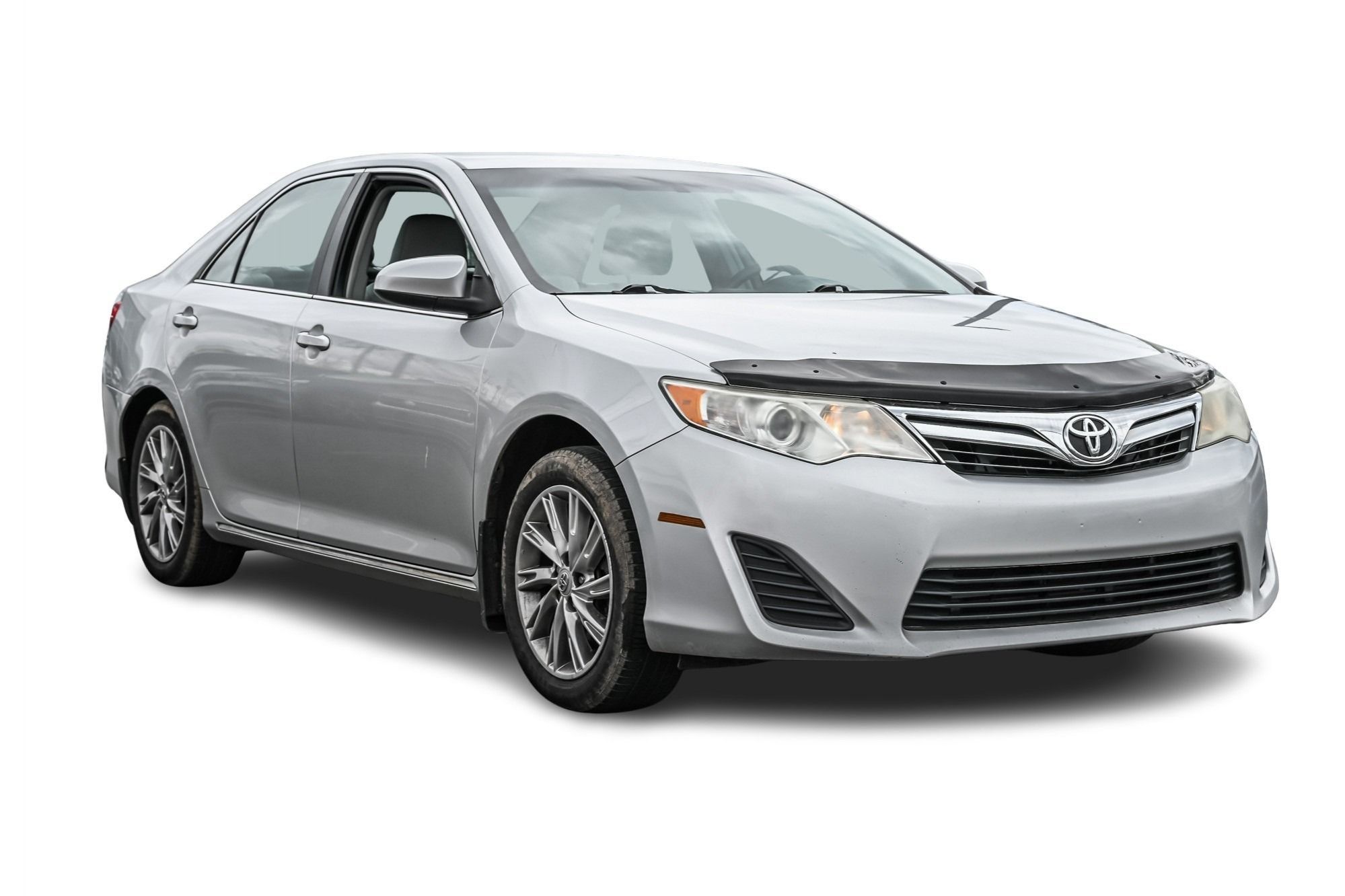 2014 Toyota Camry in Saint-Bruno-de-Montarville, Quebec