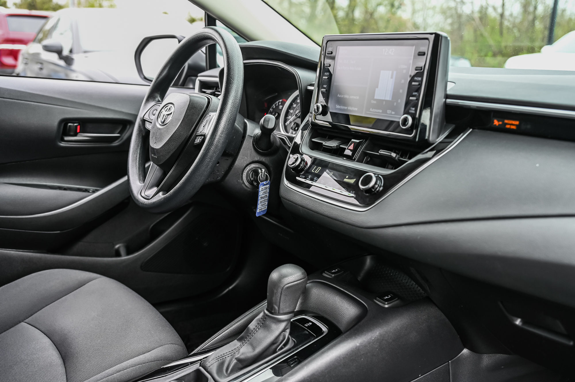 2022 Toyota Corolla in Saint-Bruno-de-Montarville, Quebec