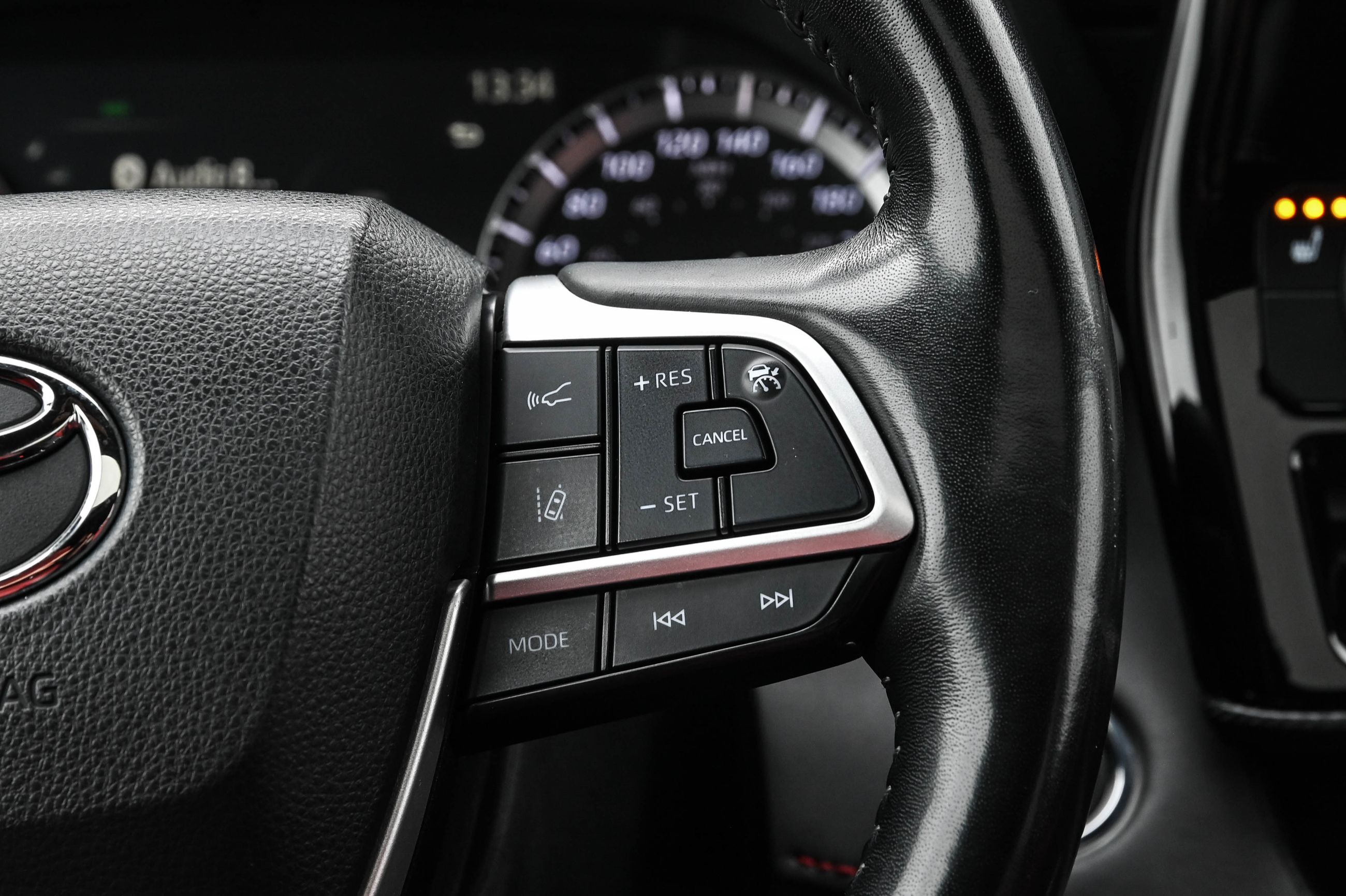 2022 Toyota Highlander in Saint-Bruno-de-Montarville, Quebec