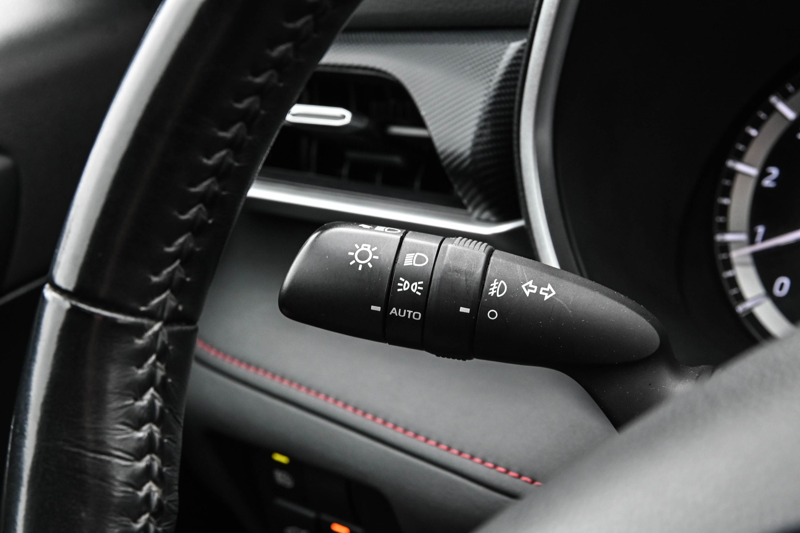 2022 Toyota Highlander in Saint-Bruno-de-Montarville, Quebec