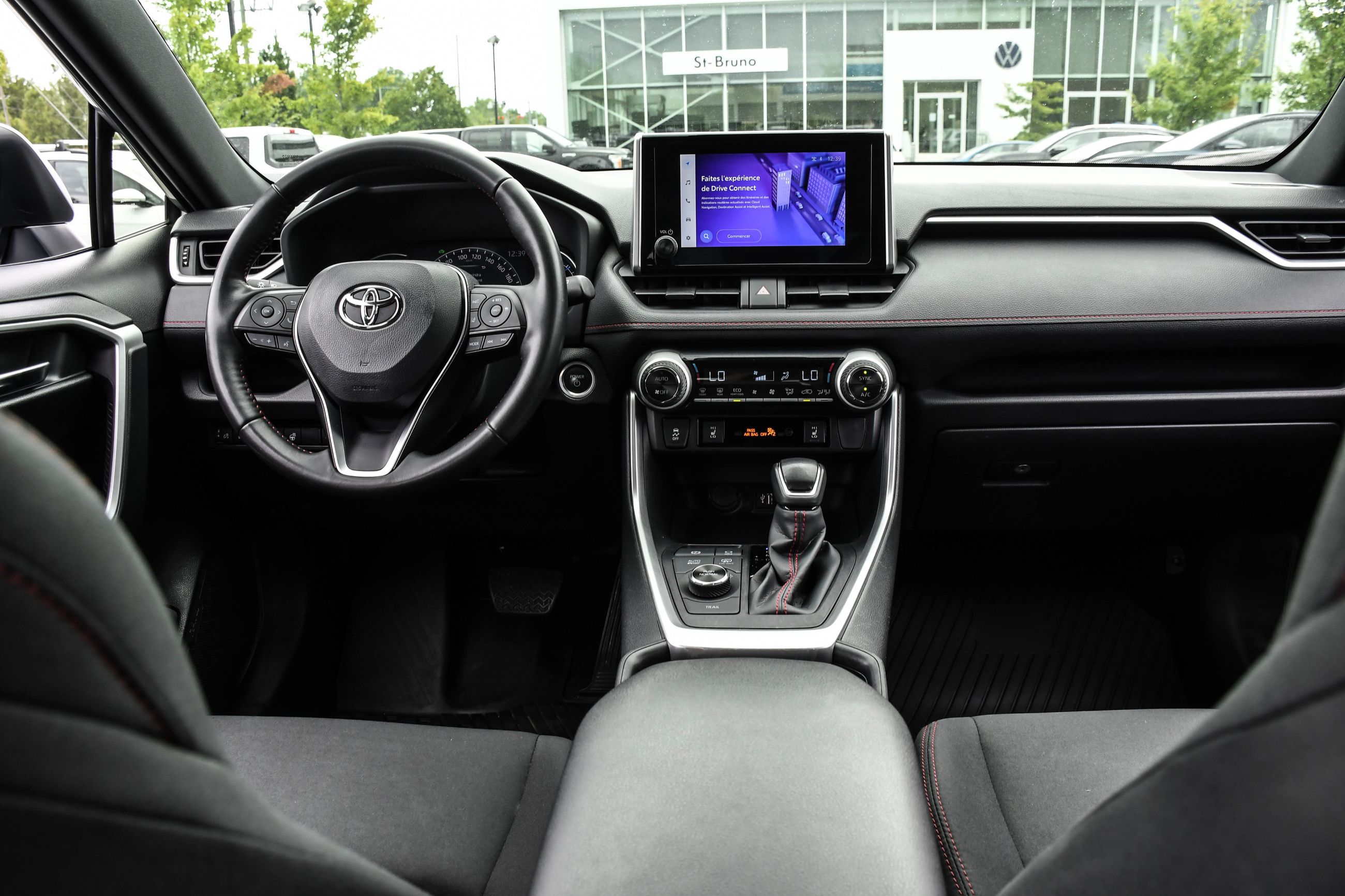 2023 Toyota RAV4 Prime in Saint-Bruno-de-Montarville, Quebec